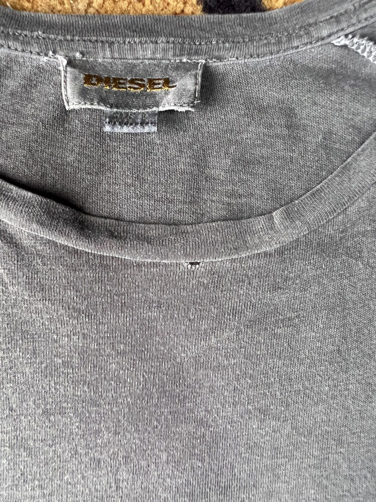 Diesel 🔥Vintage Diesel Single Pocket Tee Size US M / EU 48-50 / 2 - 12 Thumbnail