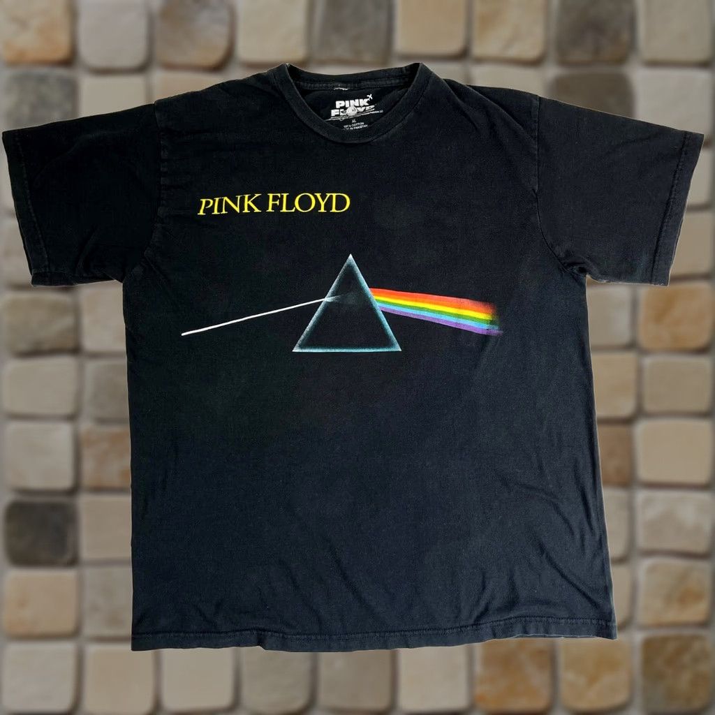 Vintage Pink Floyd T-Shirt Dark Side of the Moon 2014 Officially Licensed Size XL Black Mens Short Sleeve Crew Neck 100% Cotton Size US XL / EU 56 / 4 - 1 Thumbnail