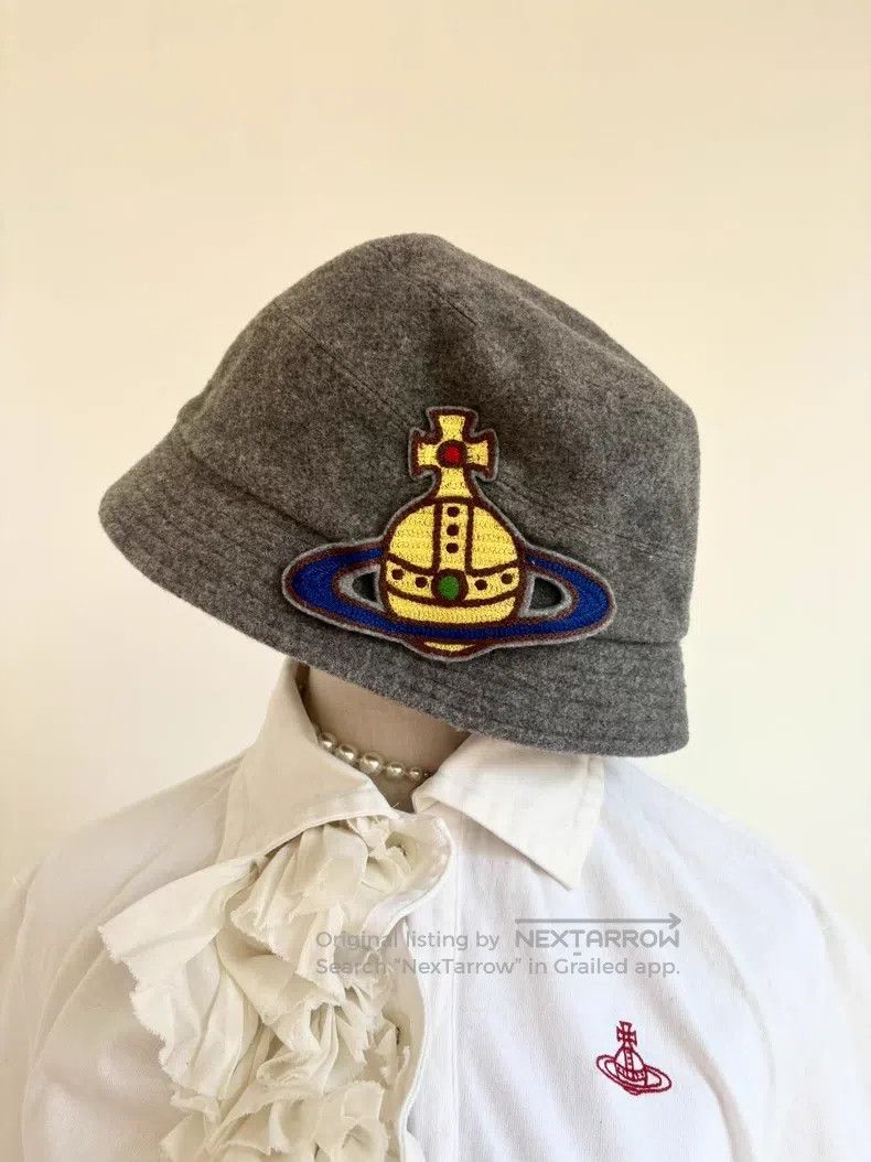 Vivienne Westwood Vivienne Westwood Grey Saturn Color Block Buckle Fisherman Size ONE SIZE - 1 Thumbnail