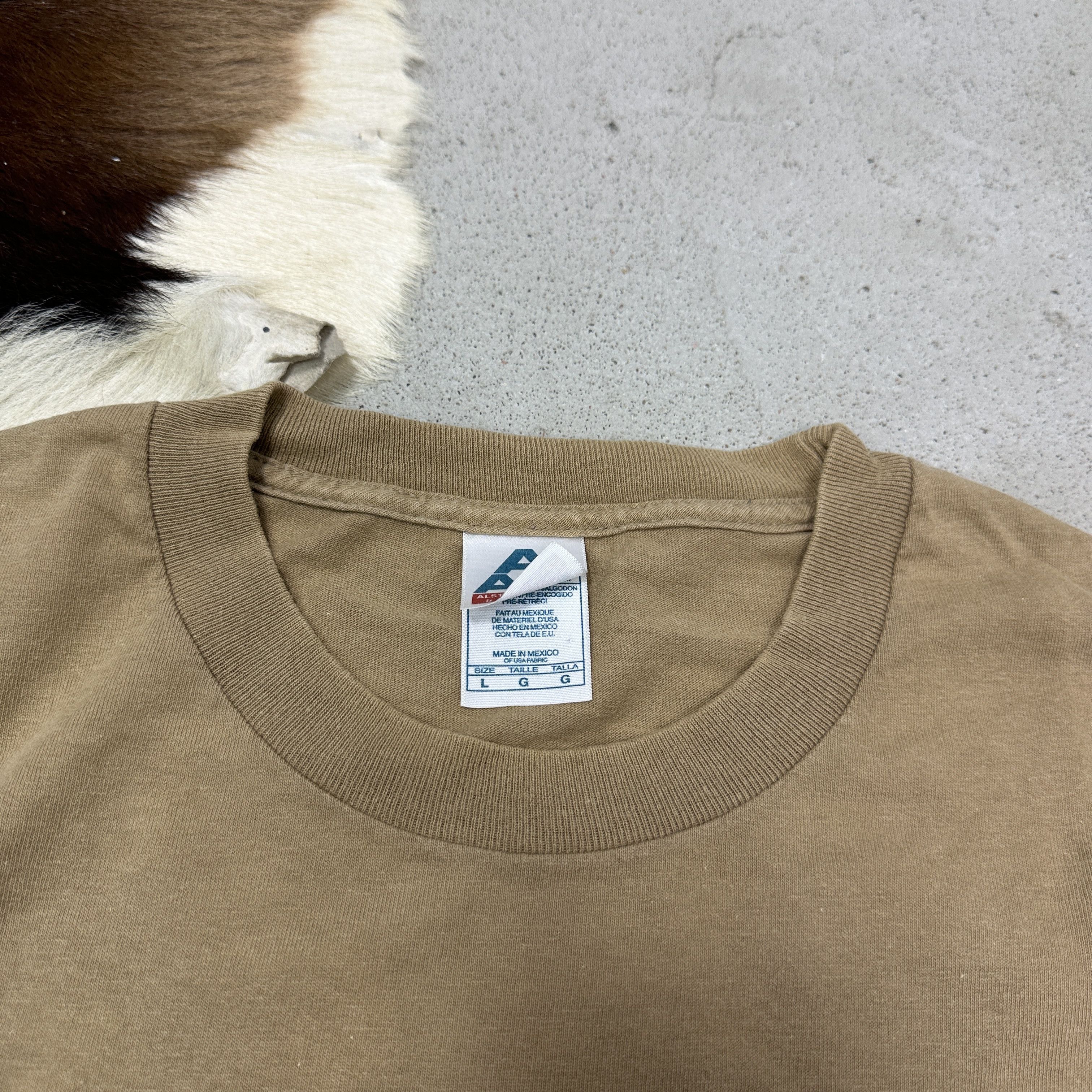 Vintage Vintage Streetwear Nalu Hawaiian Legend T-shirt 90s Size US L / EU 52-54 / 3 - 5 Thumbnail