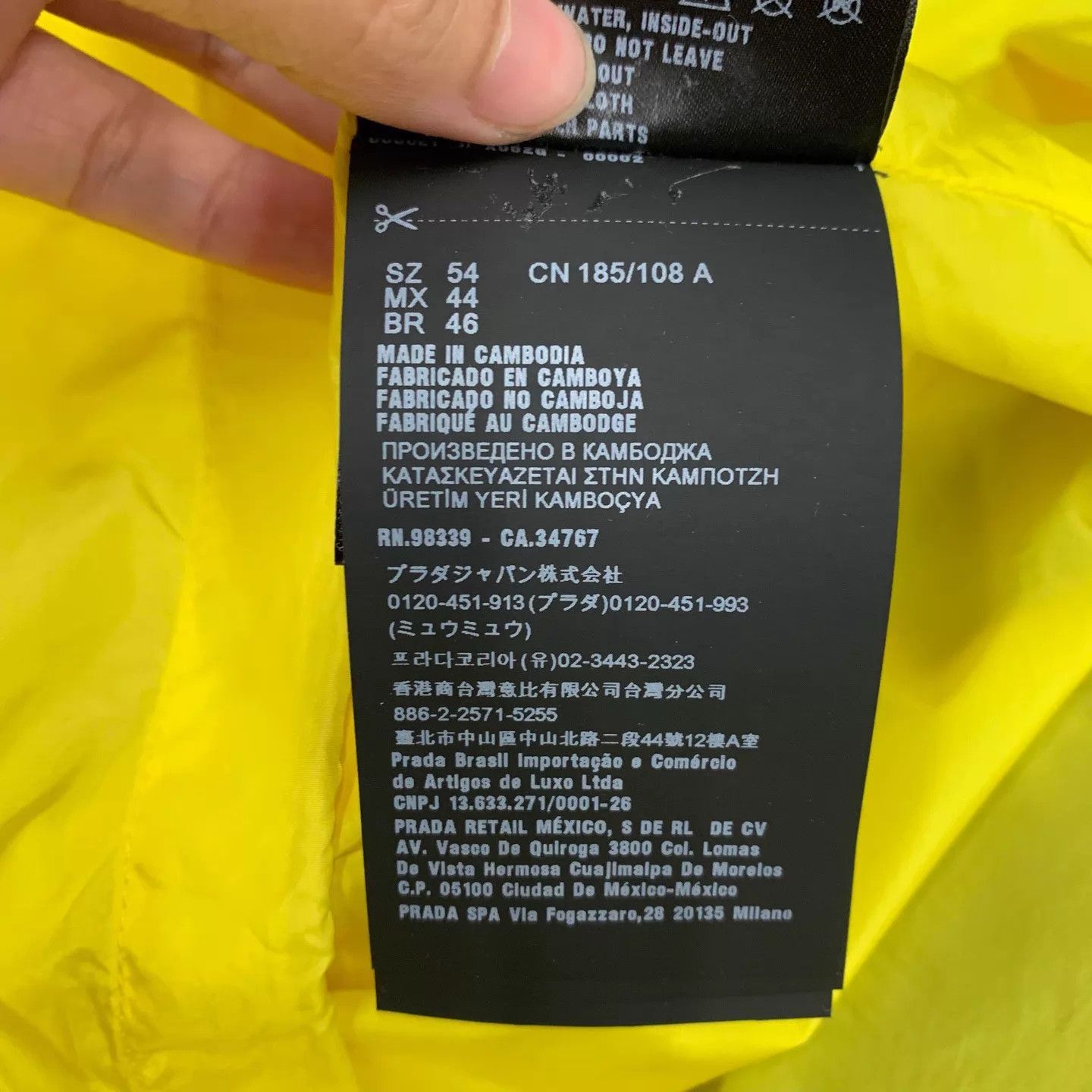 Prada Prada Yellow Triangle Logo Nylon Jacket 54 98 New Size US L / EU 52-54 / 3 - 5 Thumbnail