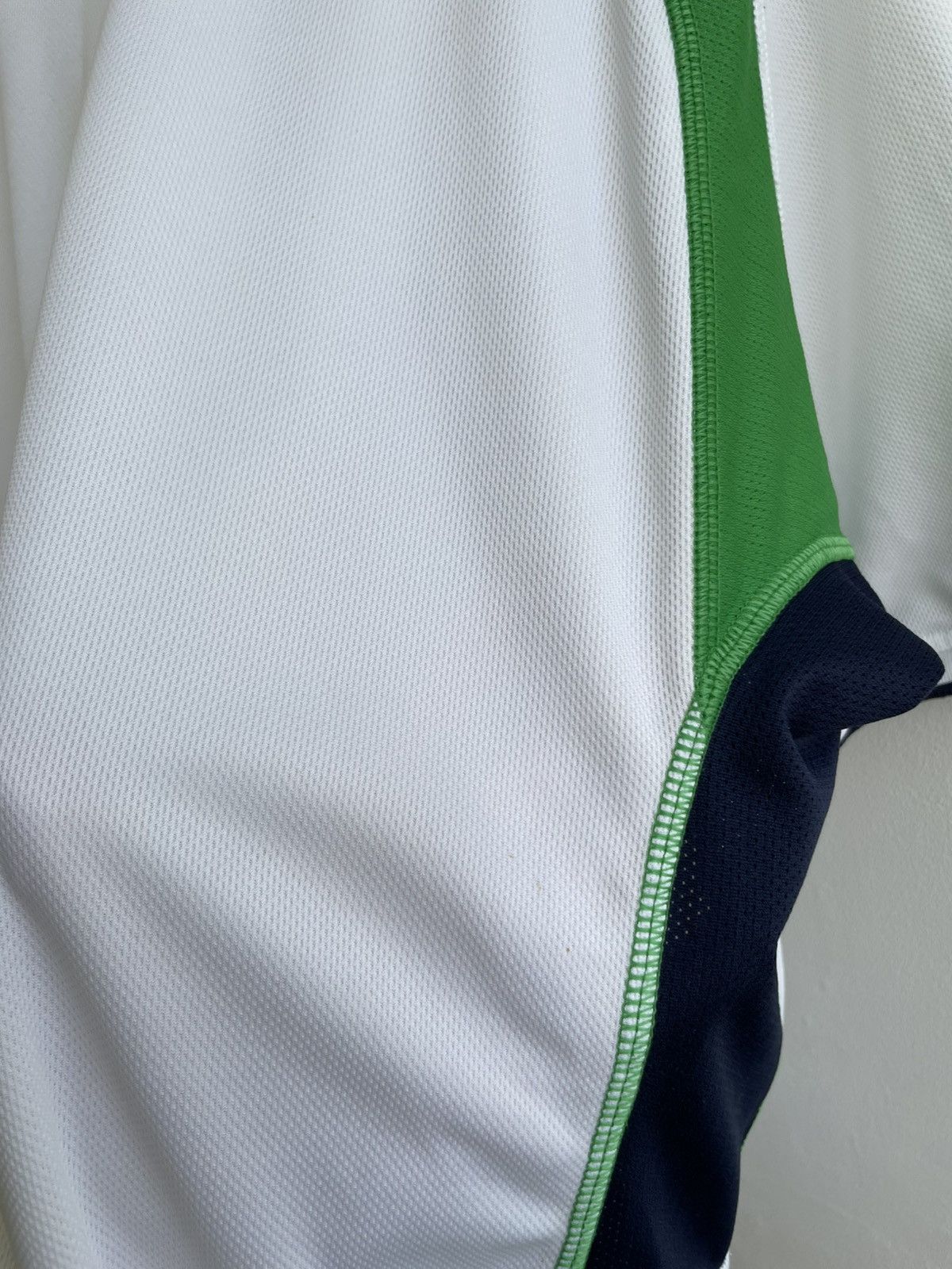Vintage Ireland 2003 2004 2005 Football Shirt Soccer Jersey Umbro Size US XL / EU 56 / 4 - 24 Thumbnail