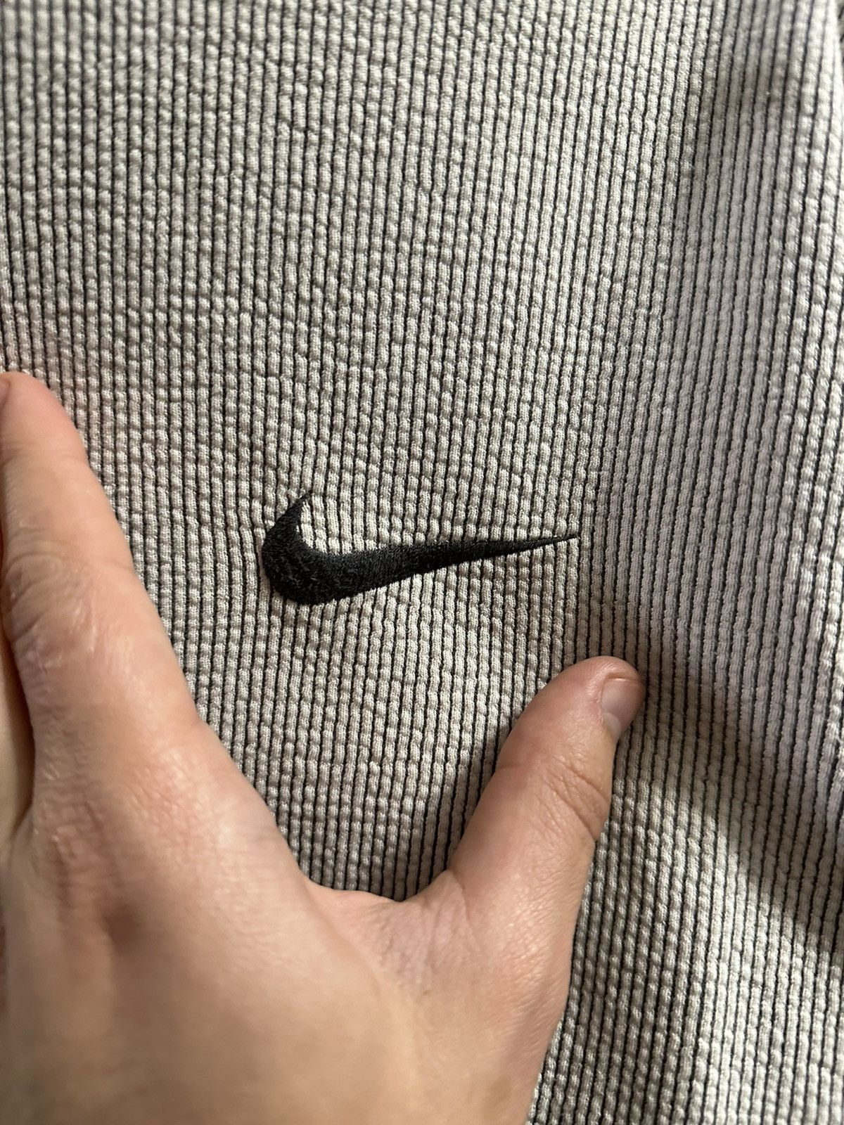 Nike Rare Vintage Zip Ripped Zip Sweatshirt Nike 90’ Swoosh Size M / US 6-8 / IT 42-44 - 2 Thumbnail