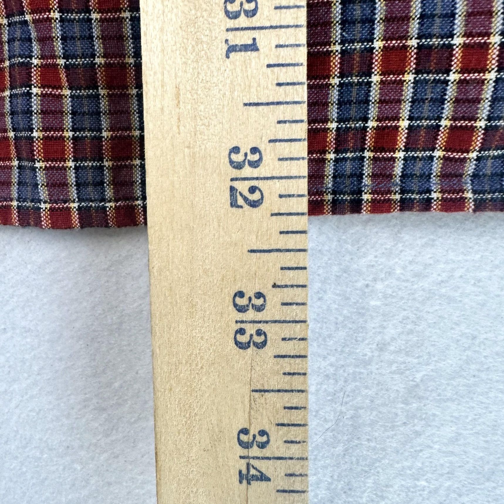 Arrow Arrow Shirt Mens Large Red Plaid Button-Down 100% Cotton Long Sleeve Shirt Size US L / EU 52-54 / 3 - 7 Thumbnail