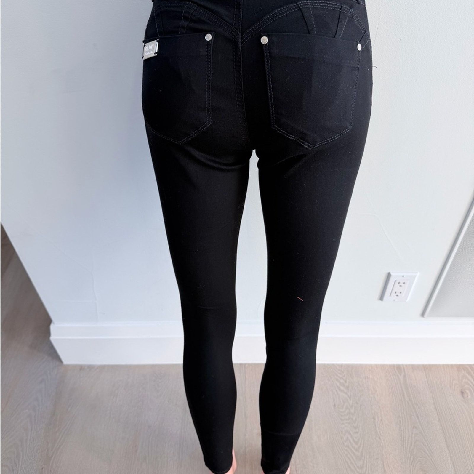 Other Pitbull Stylish Black High-Waisted Butt-Lifting Jeans size 0 Size 25" / US 0 / IT 36 - 6 Thumbnail