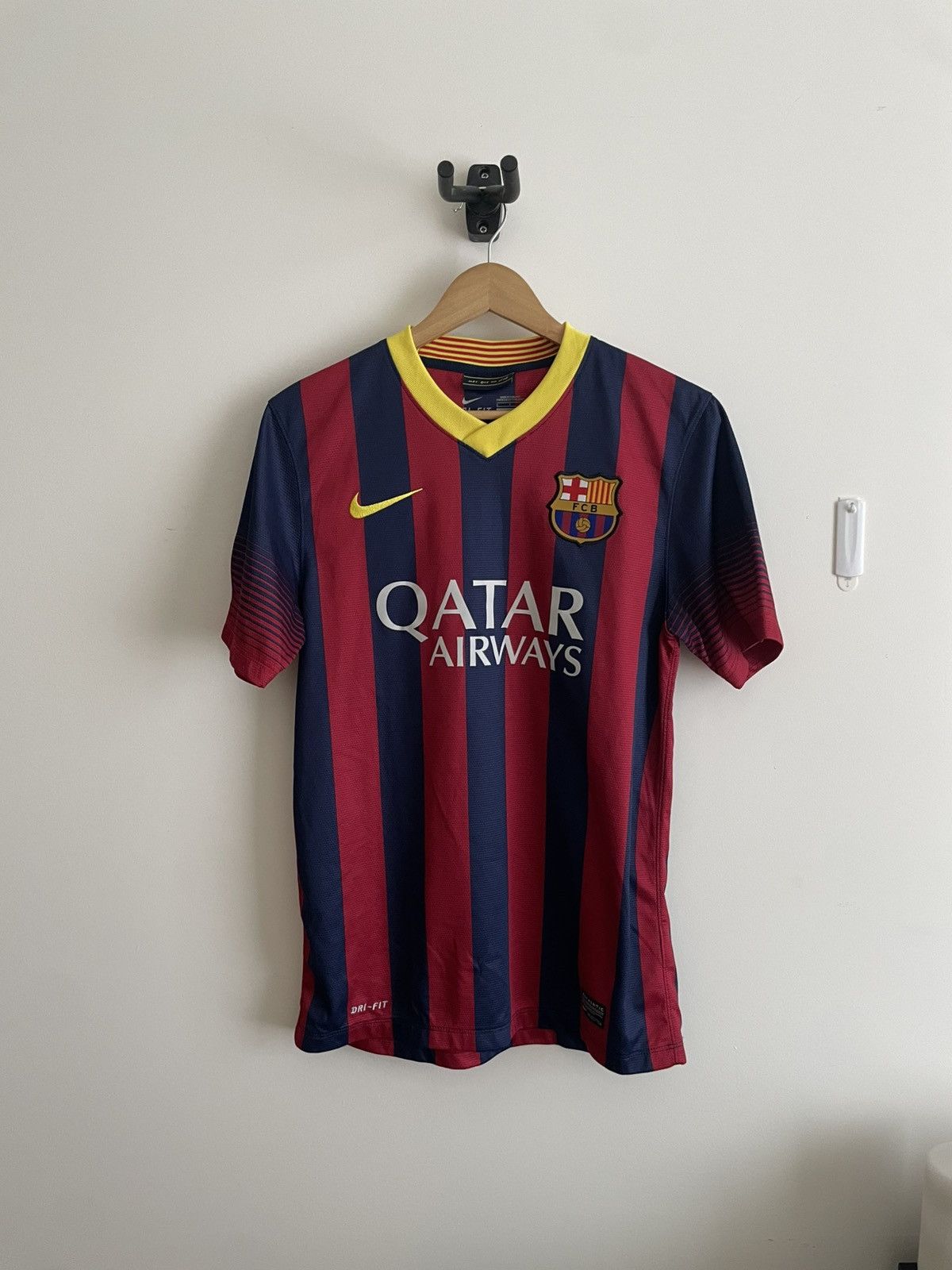 Nike NIKE QATAR AIRWAYS JERSEY Size US S / EU 44-46 / 1 - 1 Thumbnail
