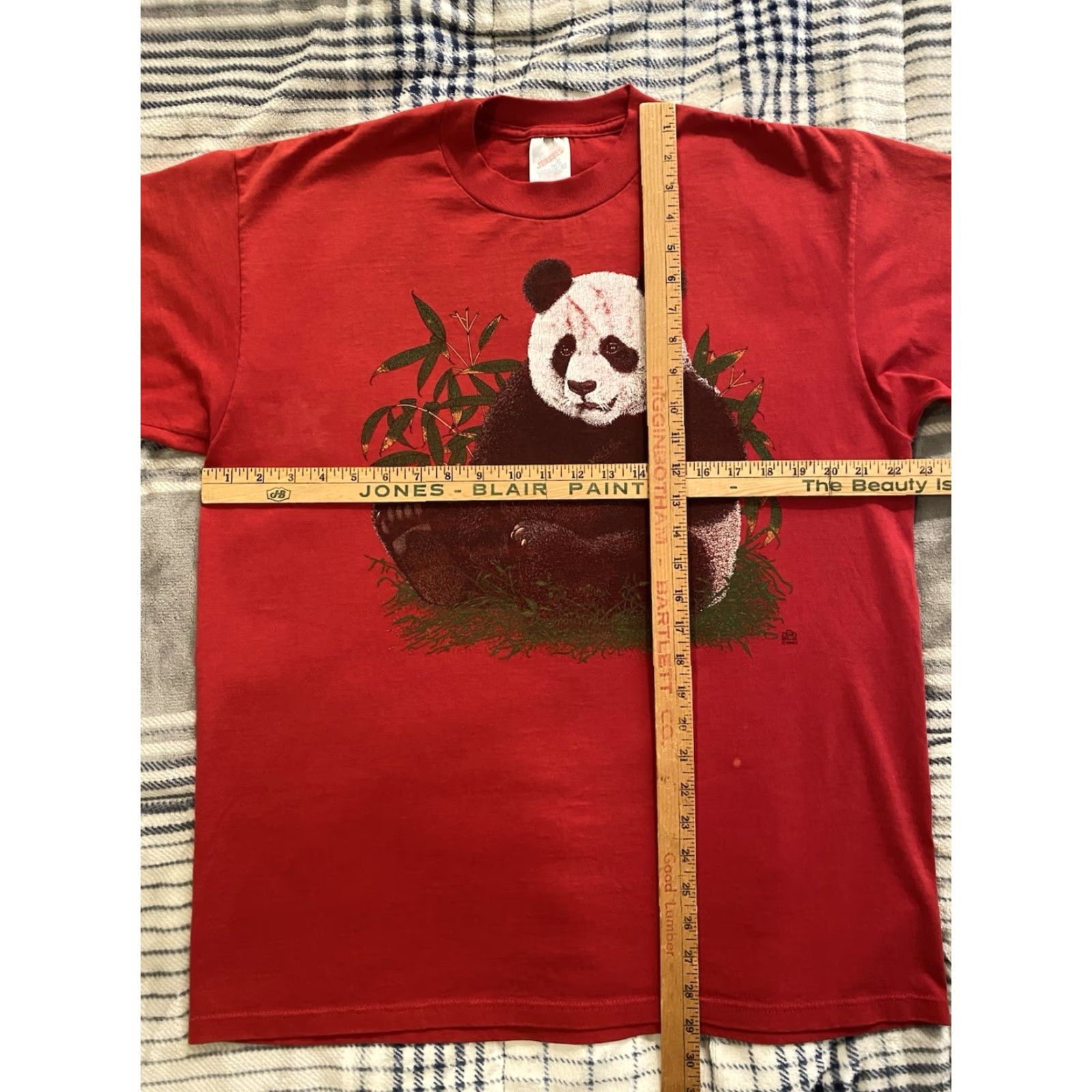 Jerzees VINTAGE Jerzees Giant Panda Bear Graphic T Shirt Red XL Mens Short Sleeve Crew Neck 1990s Grunge Nature Animals 90s Size US XL / EU 56 / 4 - 4 Thumbnail
