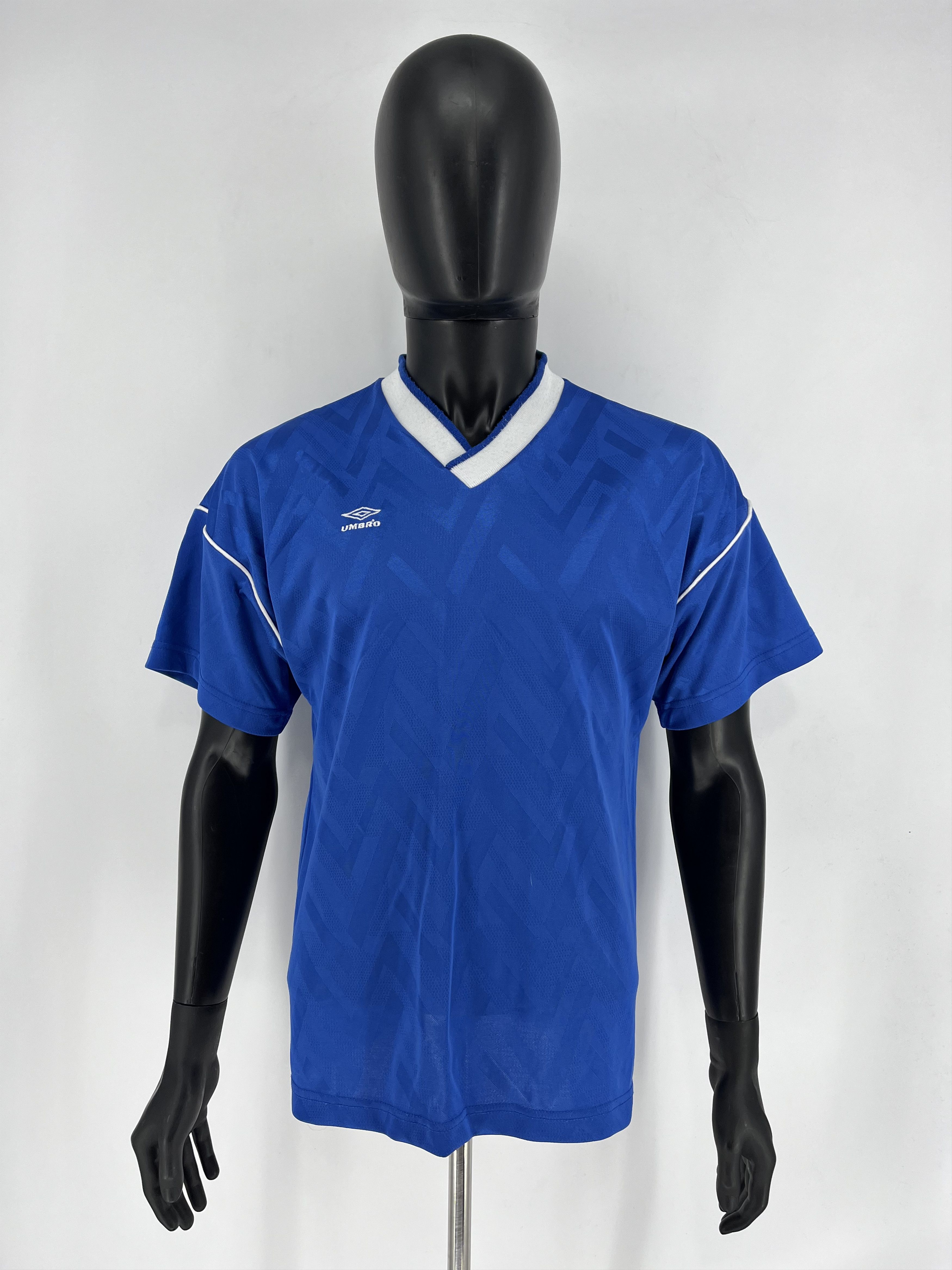Umbro Vintage 80s UMBRO Soccer Sport Retro Jersey T-shirt Rare Size US M / EU 48-50 / 2 - 2 Thumbnail