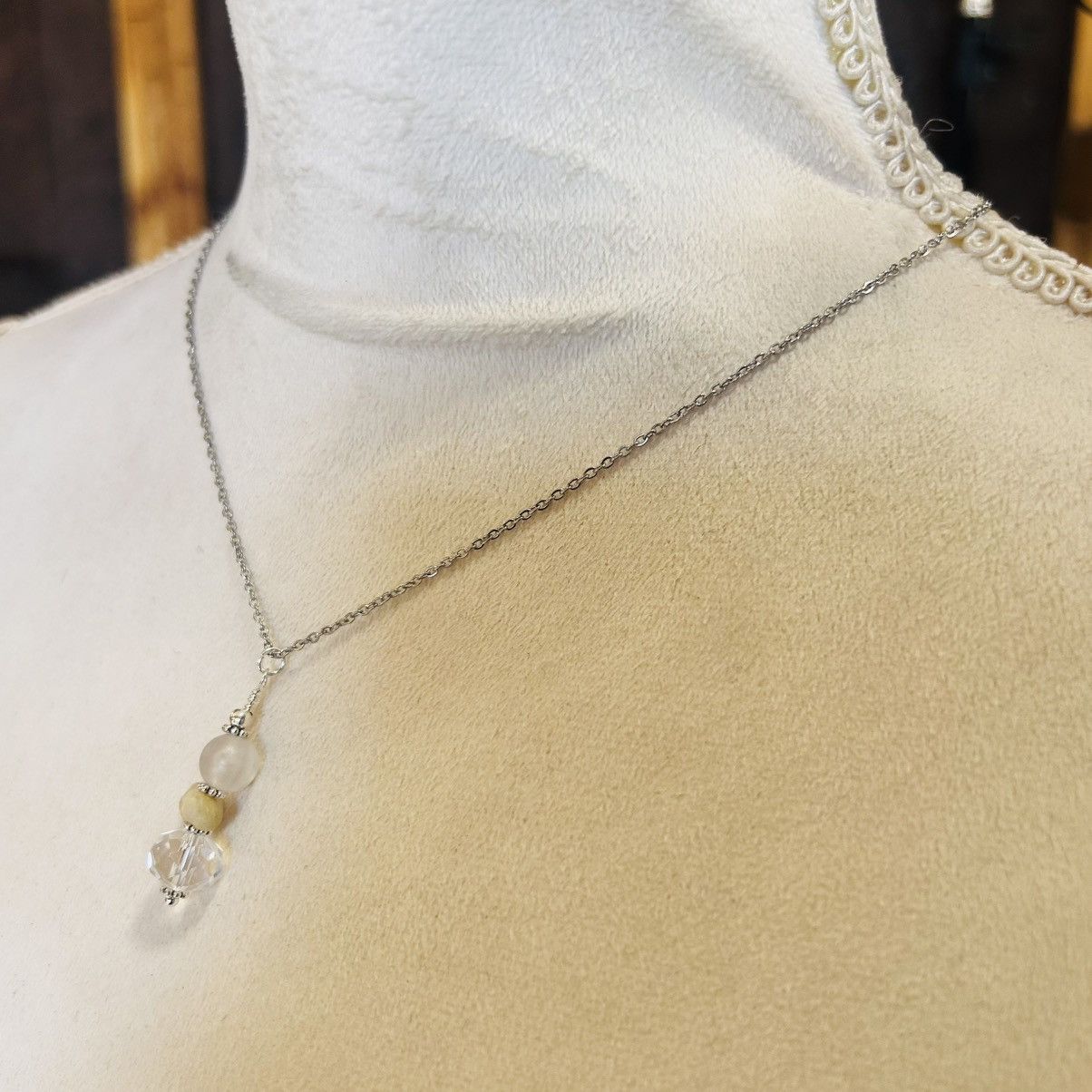 Handmade Handcrafted vintage bead drop pendant on chain necklace Size ONE SIZE - 4 Thumbnail