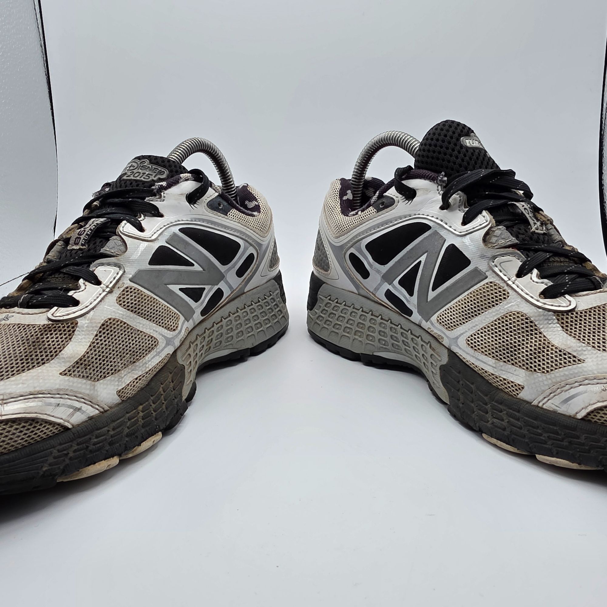 Disney × New Balance New Balance 860v5 Run Disney 2015 Minnie Mouse Womens Size 8 Size US 8.5 / IT 38.5 - 3 Thumbnail