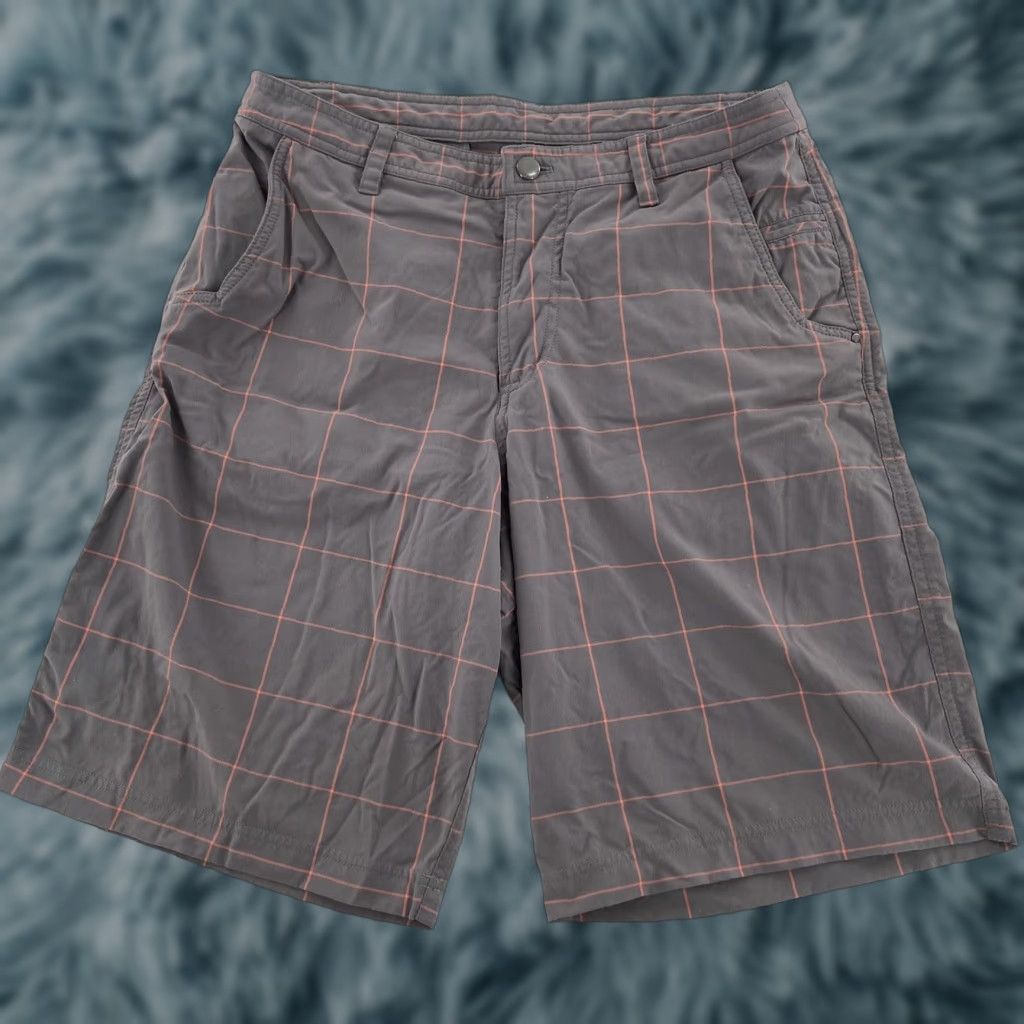 Lululemon Lululemon Men’s Shorts 34 Purple Lavender Panel Grid Pockets Belt Loops Zip 10in Inseam Classic Mens Size US 34 / EU 50 - 1 Thumbnail