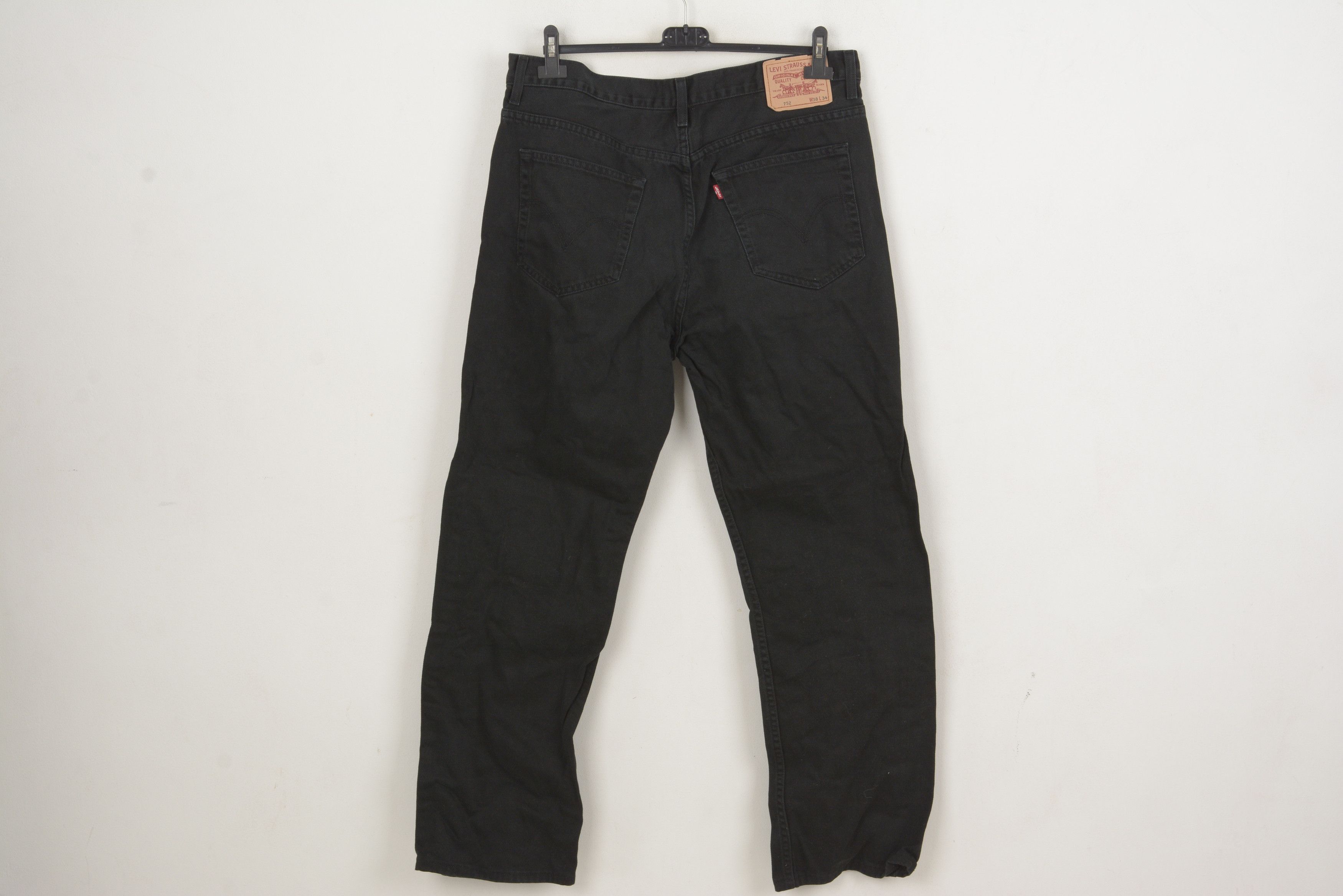 Levi's LEVIS 752 Men W38 L32 Regular Fit Straight Leg Jeans Denim Size US 38 / EU 54 - 7 Thumbnail