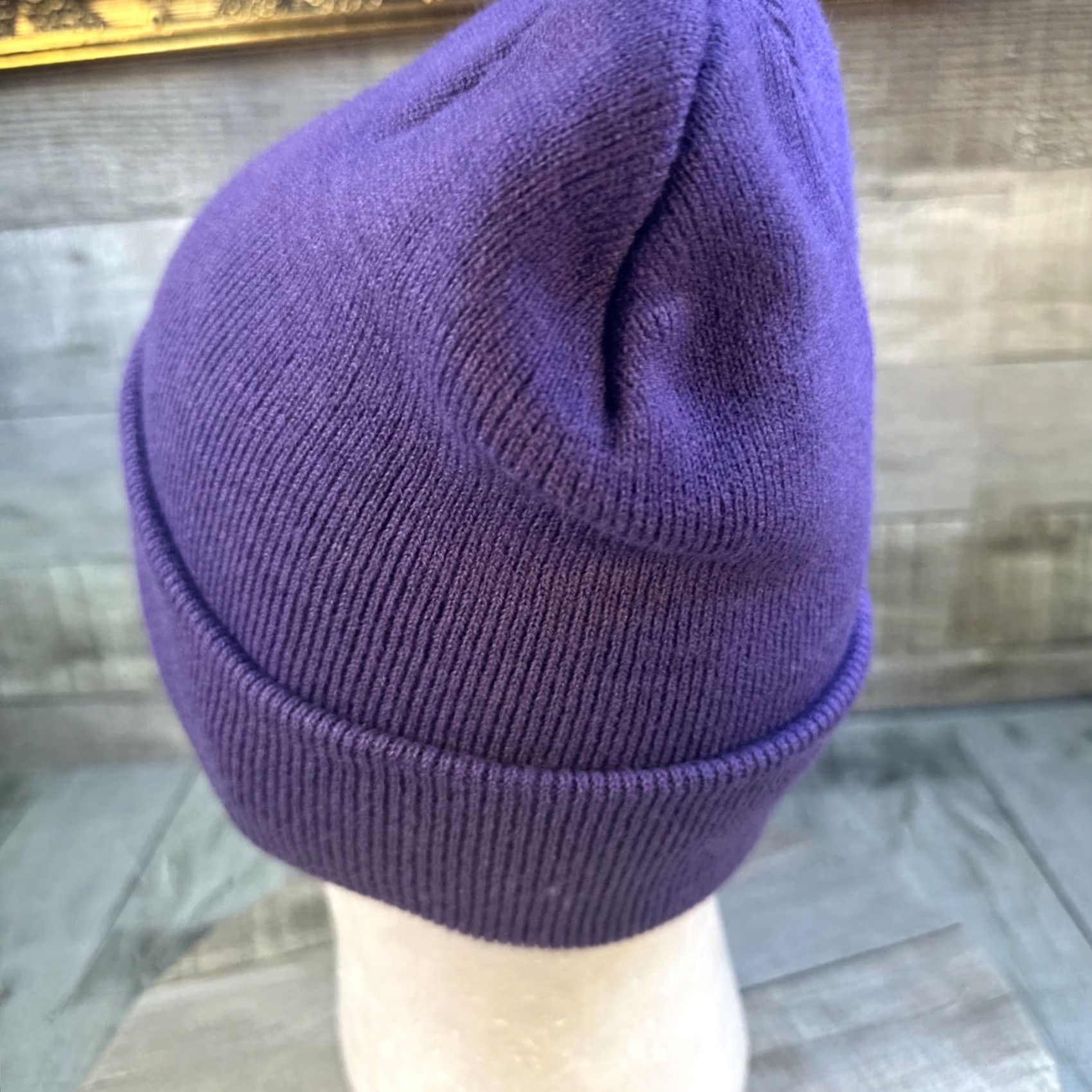 Vintage VINTAGE Purple Knit Beanie Hat Solid Cuffed Winter Watch Cap Adult Unisex Streetwear Size ONE SIZE - 5 Thumbnail