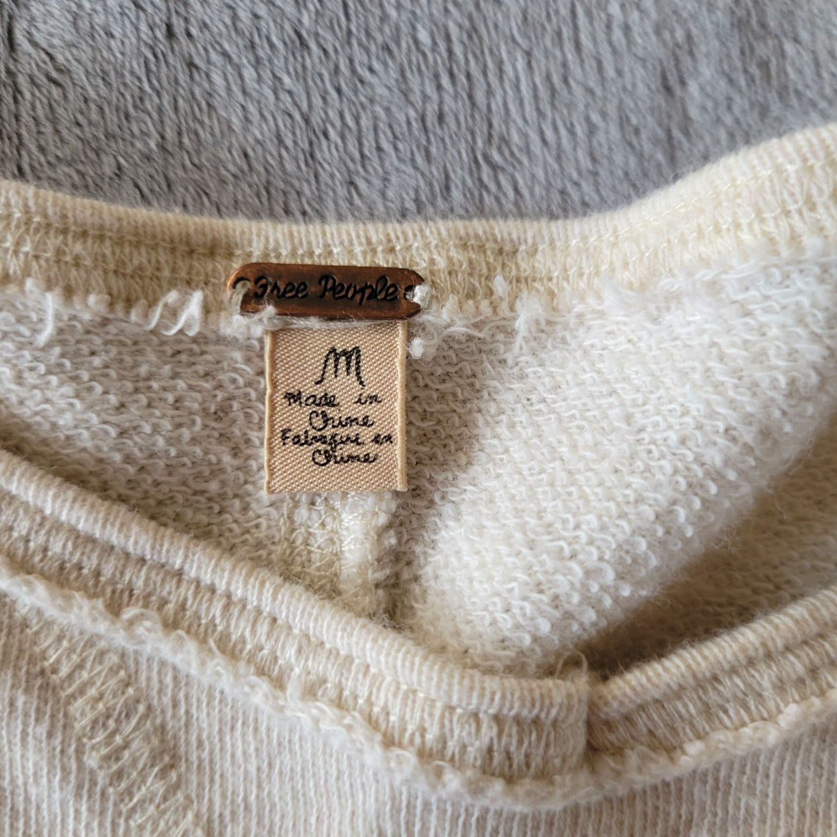 Free People Free People Sweater Top Womens Medium White Sequin Long Sleeve Oversized Casual Pullover Knit Sleeve Sequin Womens Mens none Size M / US 6-8 / IT 42-44 - 3 Thumbnail