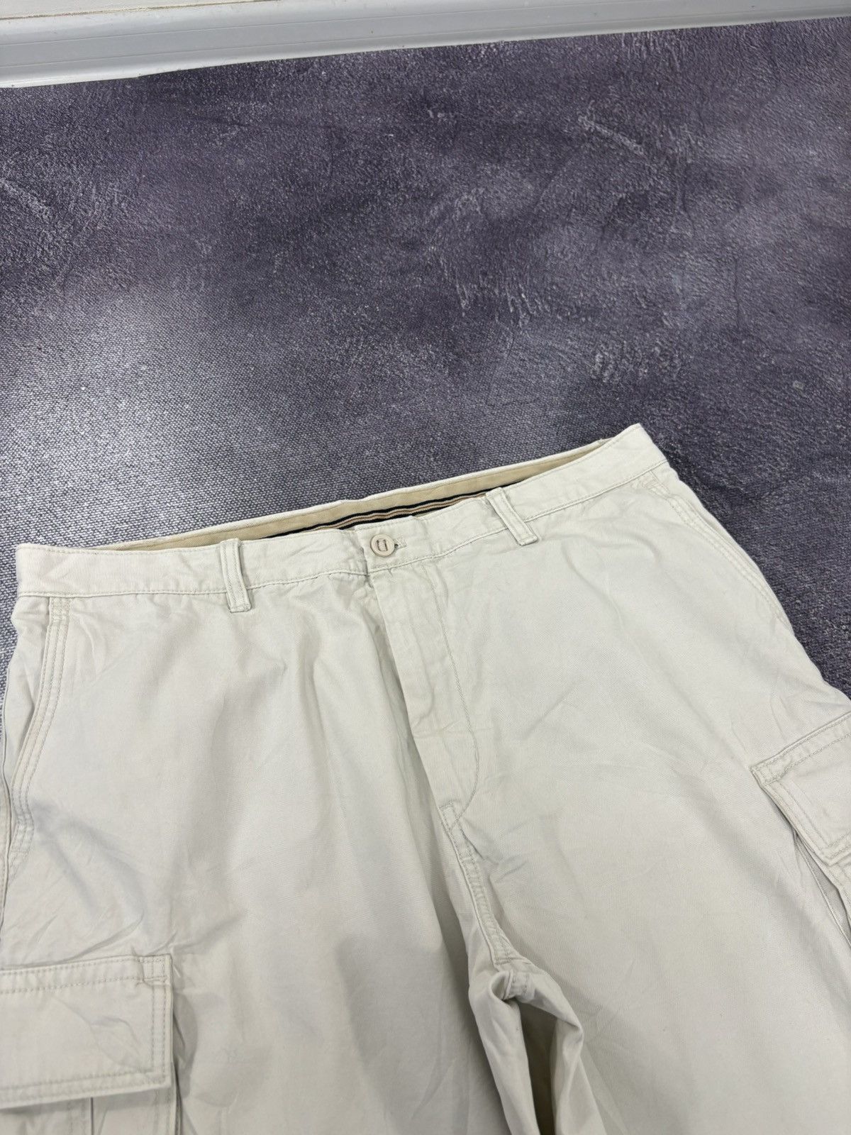 Izod Vintage IZOD 2000s Wide-Leg Utility Hype Baggy Cargo Shorts Size US 38 / EU 54 - 6 Thumbnail
