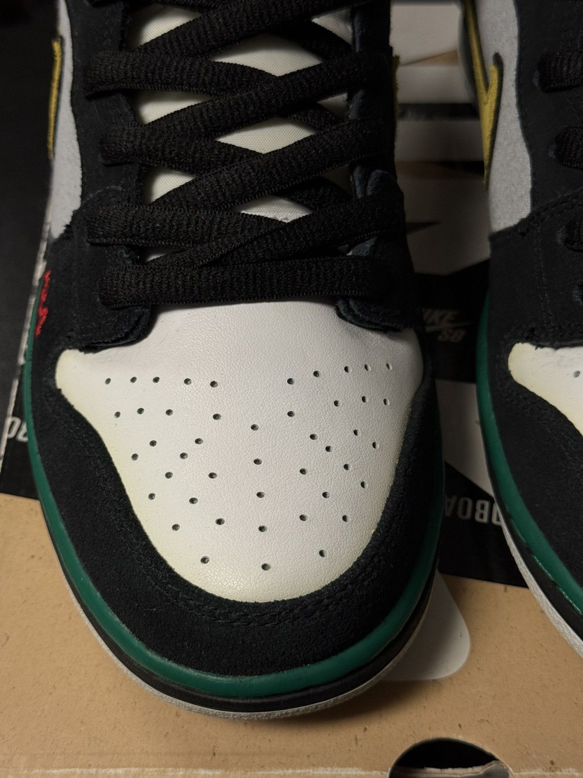 Nike Size 11 - Nike SB Dunk High Pro Premium Mcrad 554673-001 Size US 11 / EU 44 - 8 Thumbnail