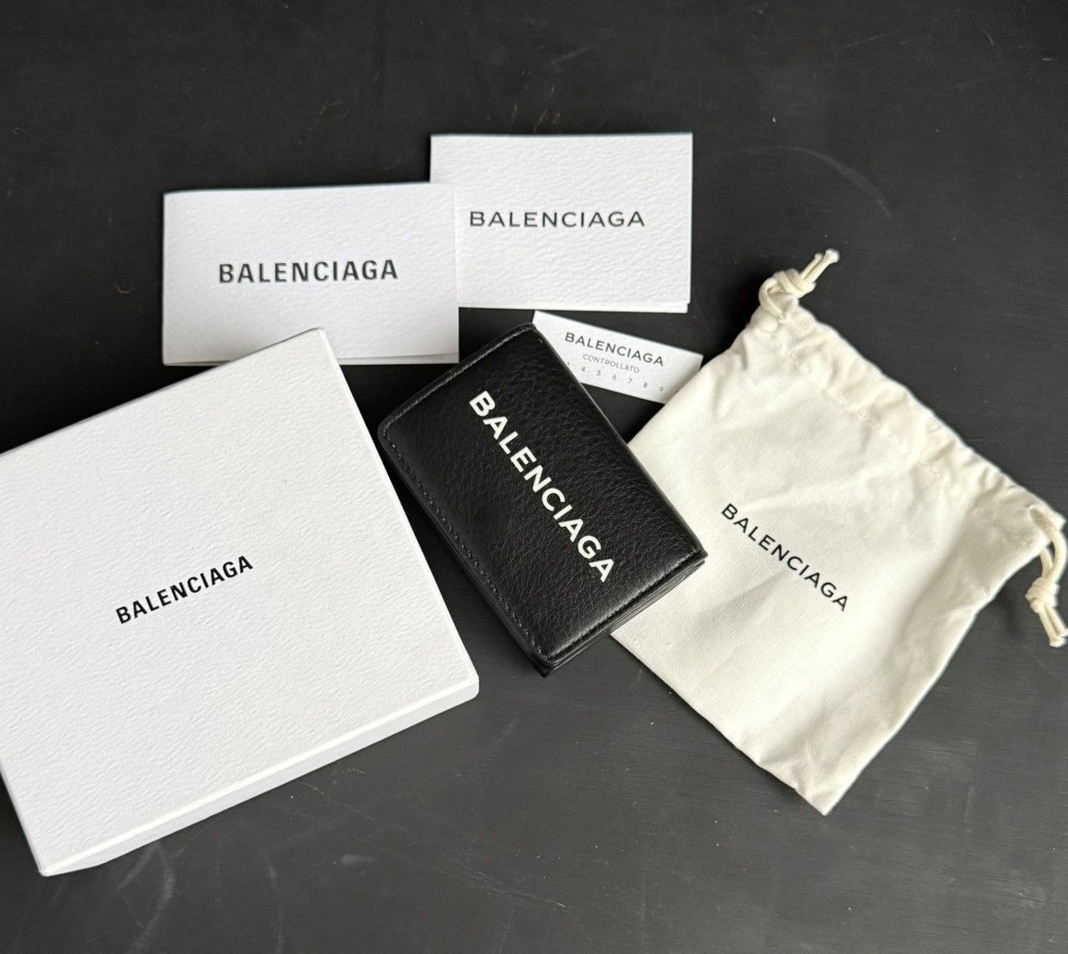 Balenciaga Balenciaga Spellout Compact Trifold Wallet Size ONE SIZE - 2 Thumbnail