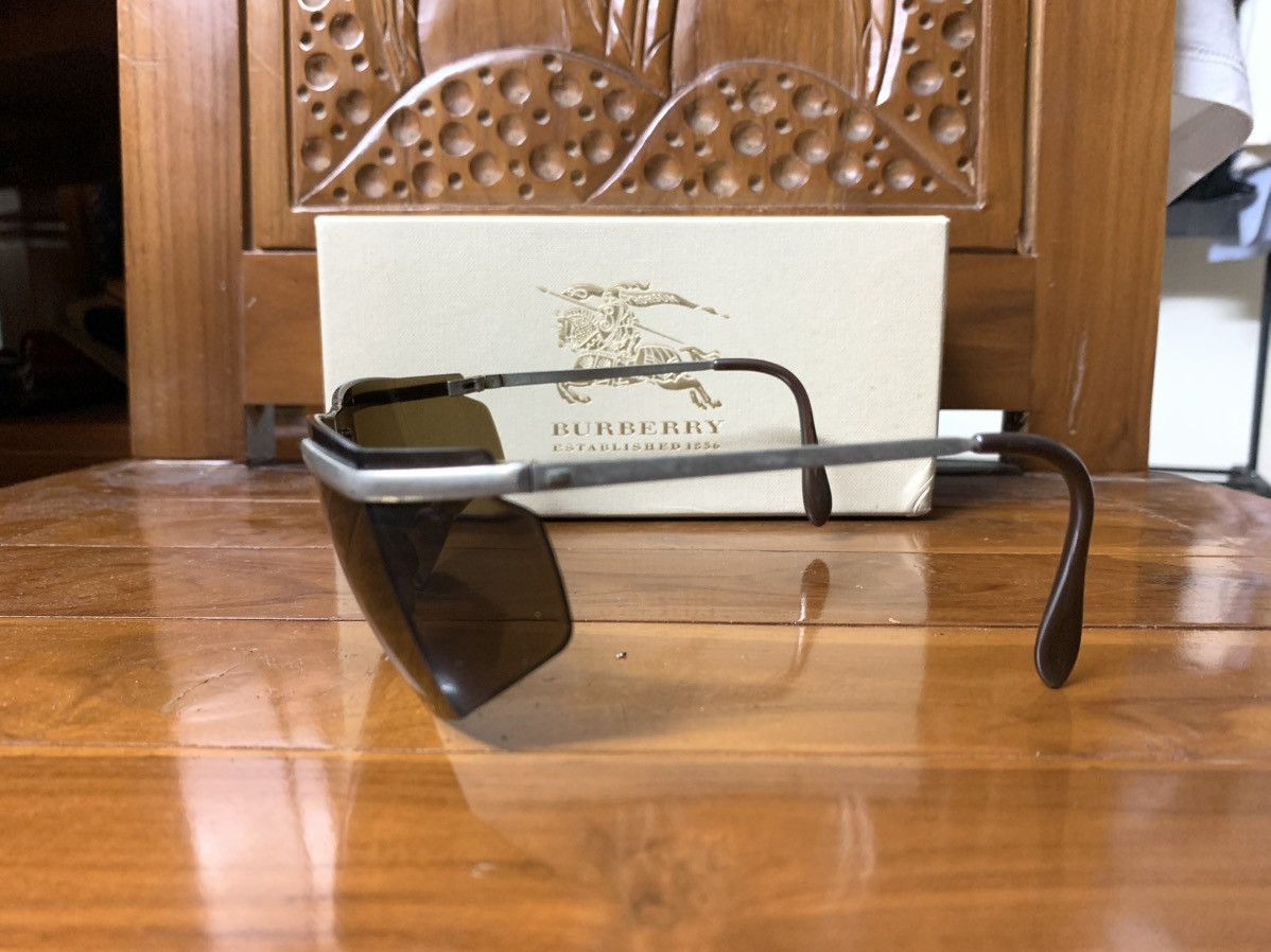 Other Rare vintage shield sunglasses gold plated frame Size ONE SIZE - 4 Thumbnail