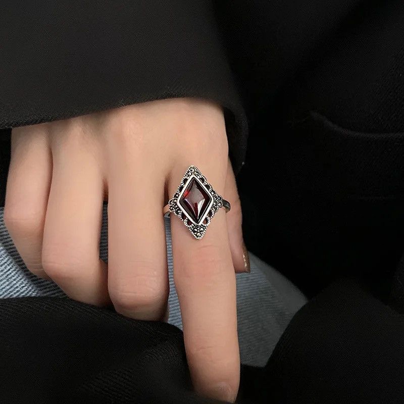 Japanese Brand × Jewelry × Vintage Creative Red Garnet Stone Craft Ring Size ONE SIZE - 2 Thumbnail