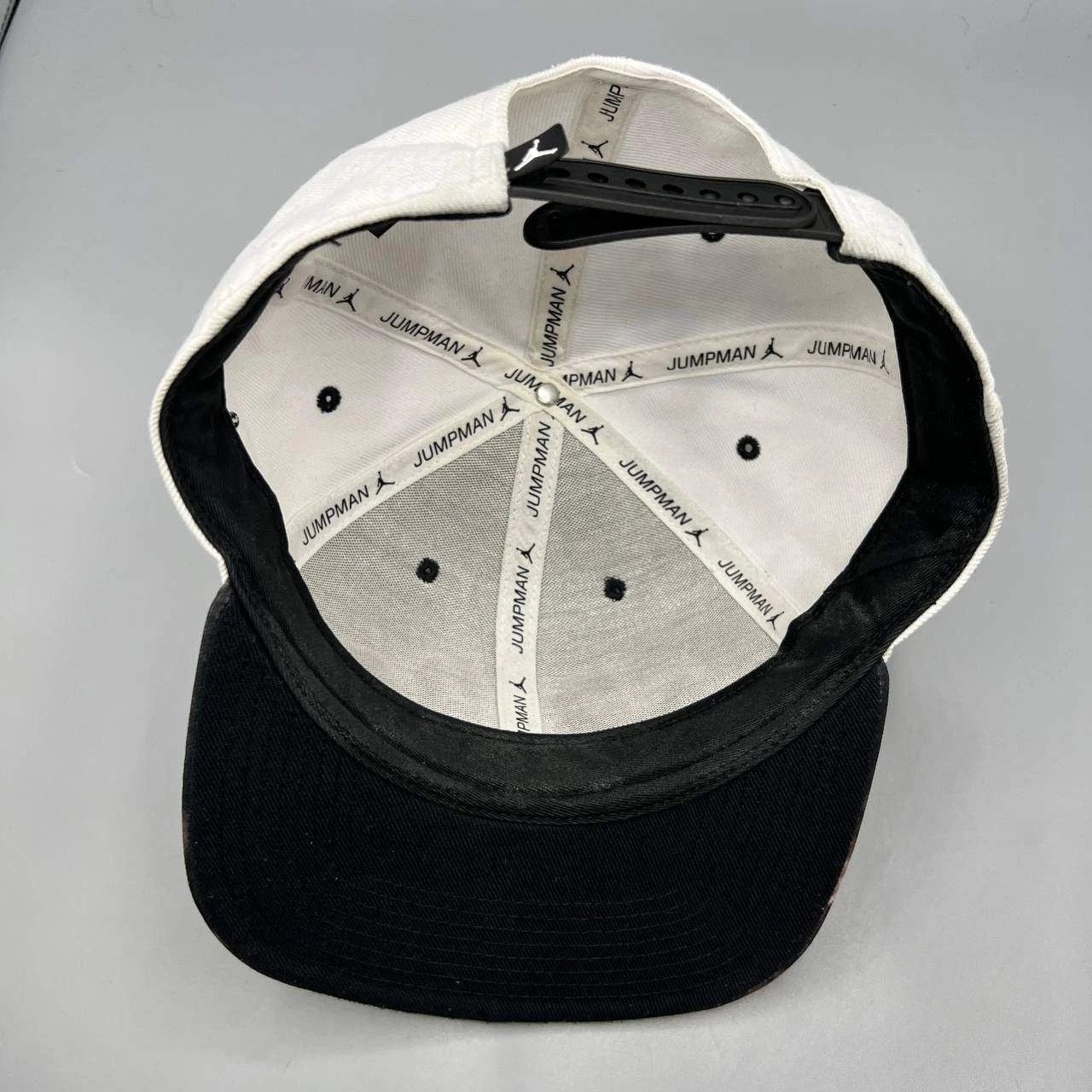 Jordan Brand Air Jordan 23 Hat Men Embroidered Jumpman Snap Back Cap Size ONE SIZE - 6 Thumbnail