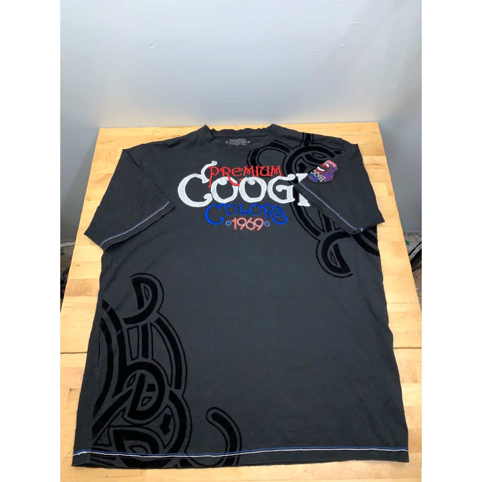 Coogi VINTAGE Coogi T Shirt 2XL Embroidered Logo Black Short Sleeve Mens 90s Designer Logo Embroidered Shirts Size US XXL / EU 58 / 5 - 3 Thumbnail