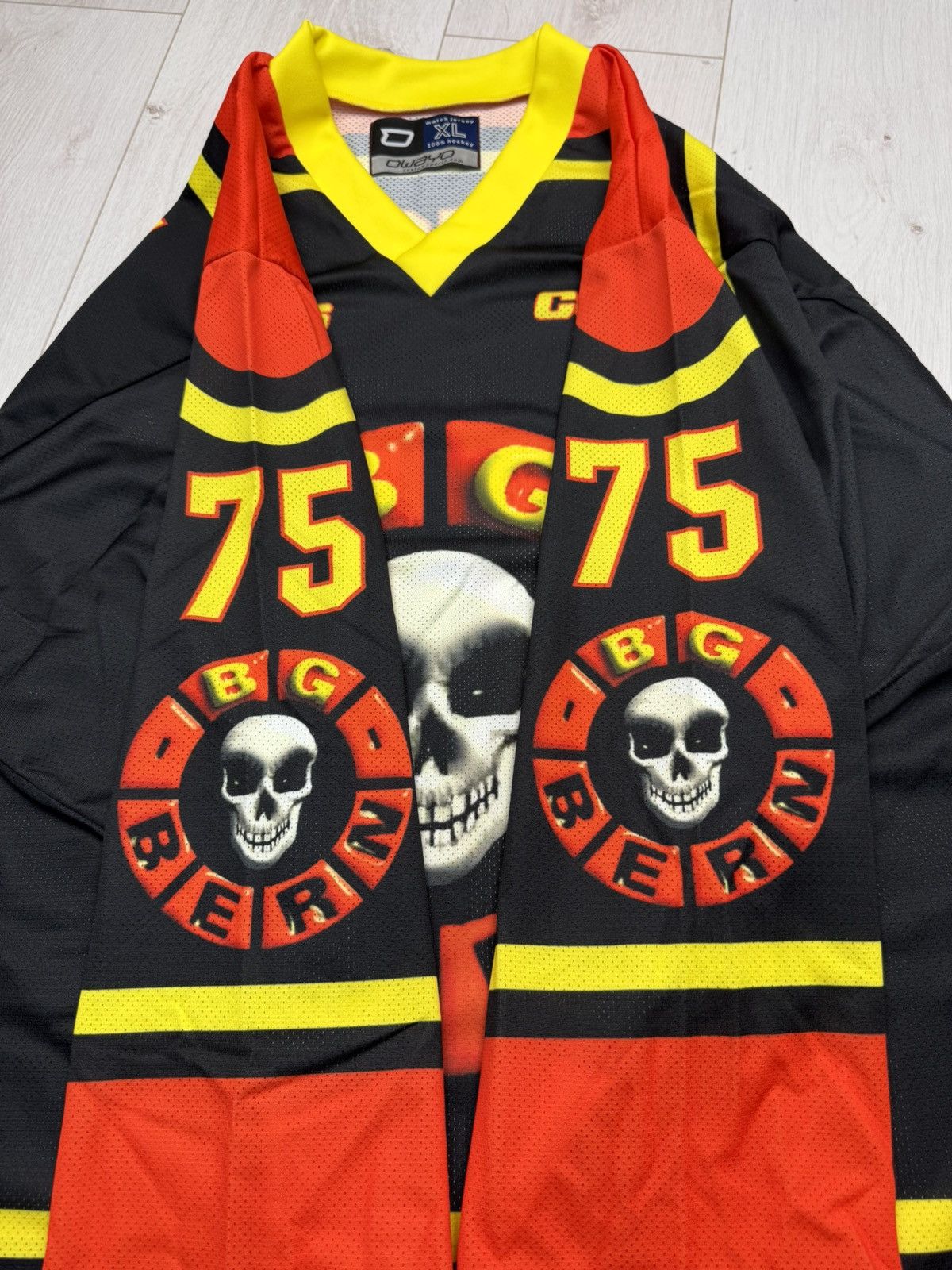 NHL Custom Owayo SC BG Baregraben Bern 75 RENEGADE Hockey Jersey Size US XL / EU 56 / 4 - 8 Thumbnail