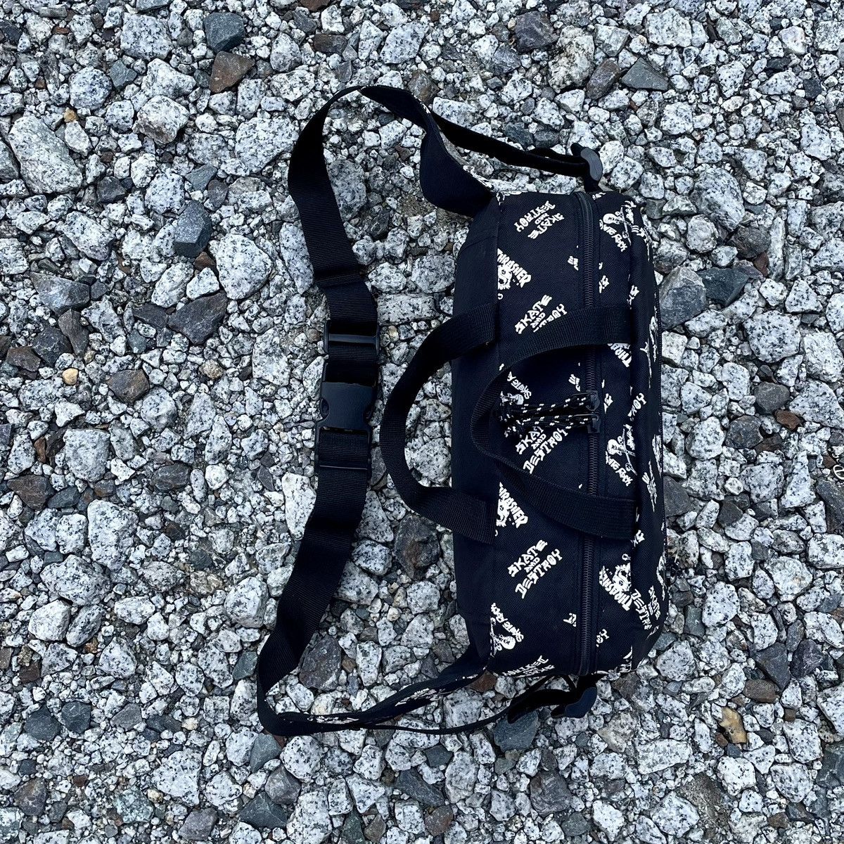 Thrasher ❗️RARE ❗️Full Print Skull Thrasher Skate And Destroy Waist Bag Size ONE SIZE - 7 Thumbnail