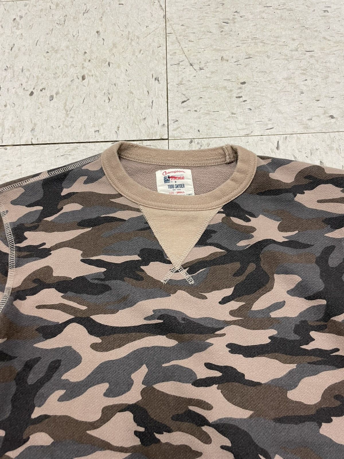 Champion × Todd Snyder Crewneck Sweatshirt Camo Print Cotton Size US S / EU 44-46 / 1 - 2 Thumbnail