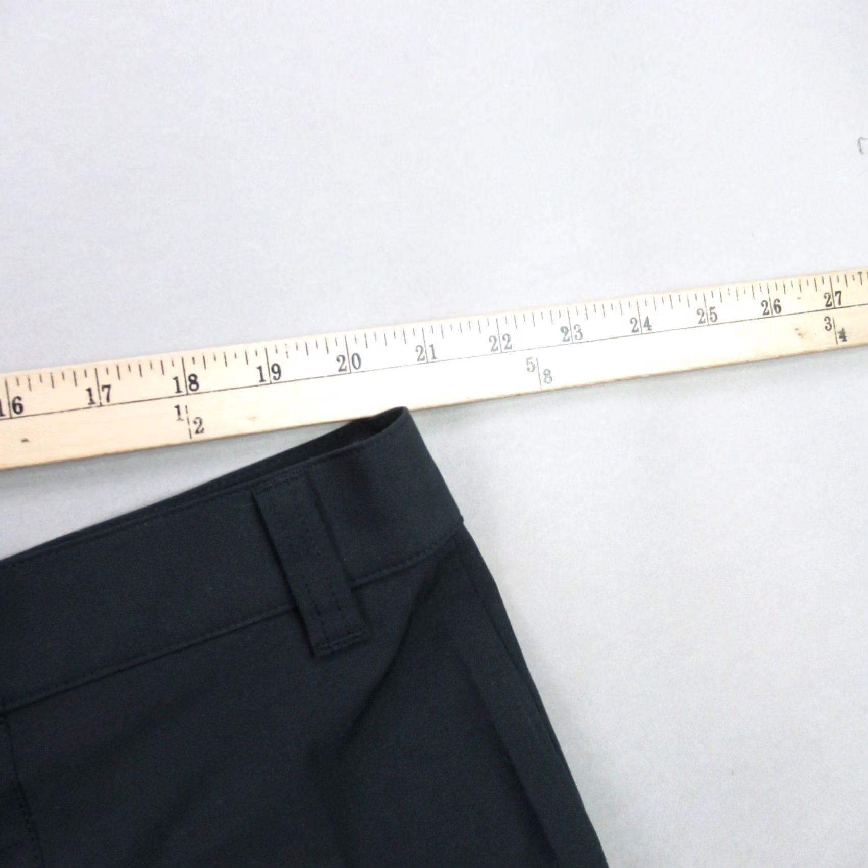 TravisMathew Travis Mathew Shorts Mens 42 Pockets Button Lightweight Outdoors Black Chino Size US 42 / EU 58 - 6 Thumbnail