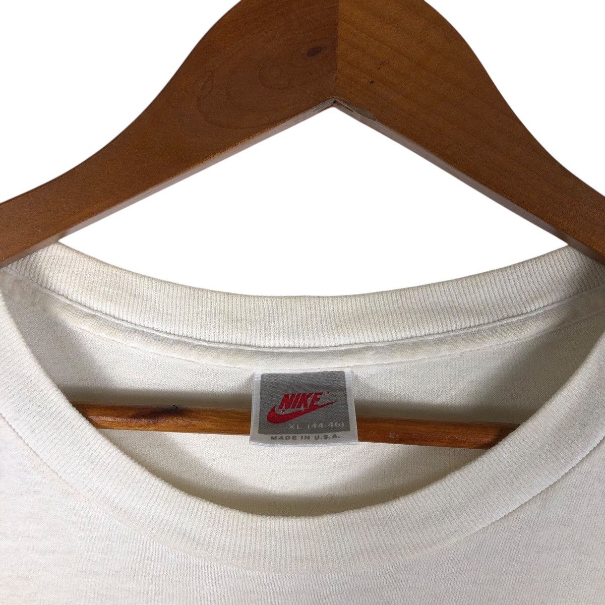 Nike NIKE Aqua Gear Vintage Big Logo T-Shirt Size US XL / EU 56 / 4 - 4 Thumbnail