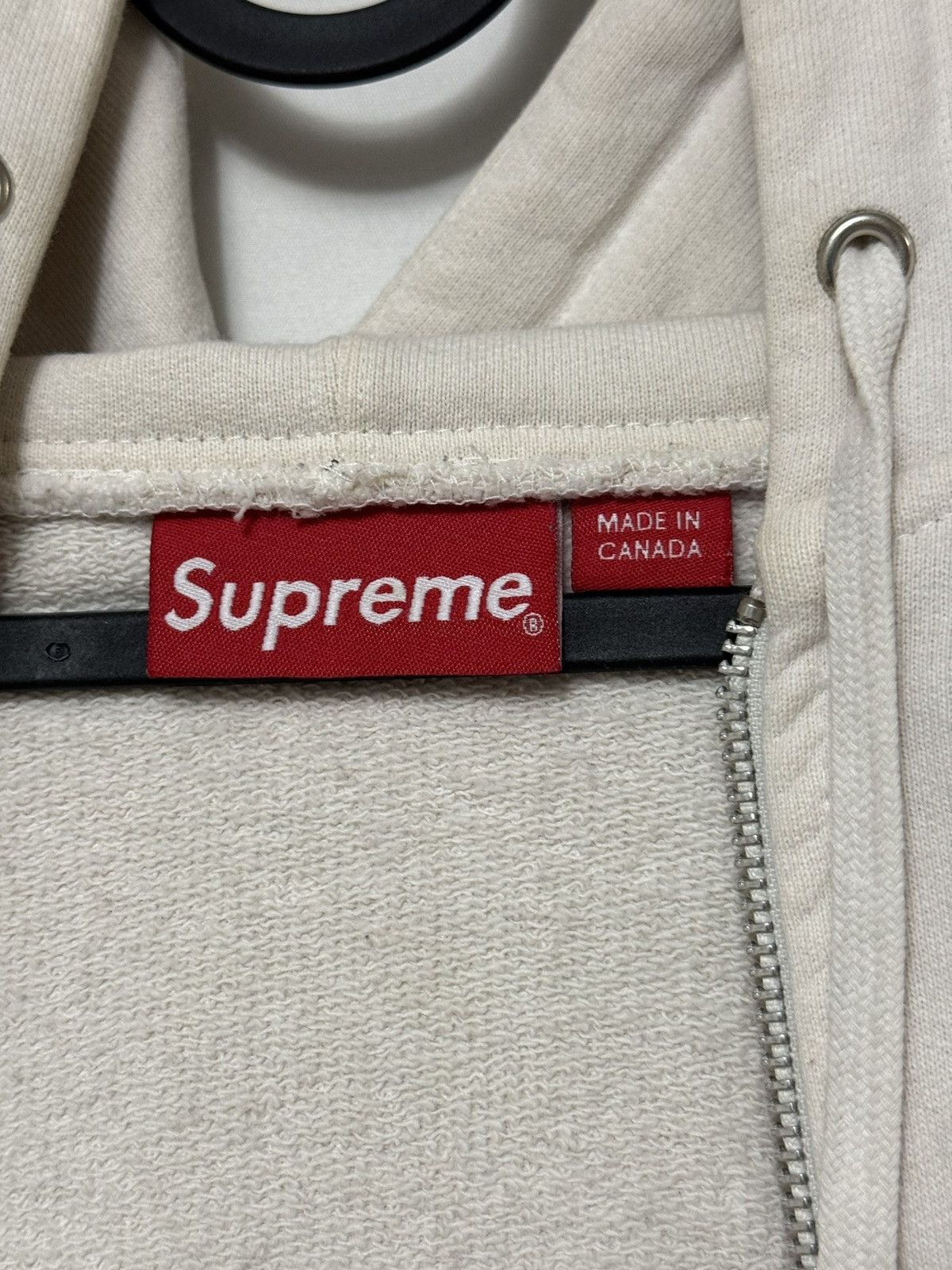 Supreme Supreme Small Box Logo Zip Up Jacket SZ Medium White💥 Size US M / EU 48-50 / 2 - 7 Thumbnail