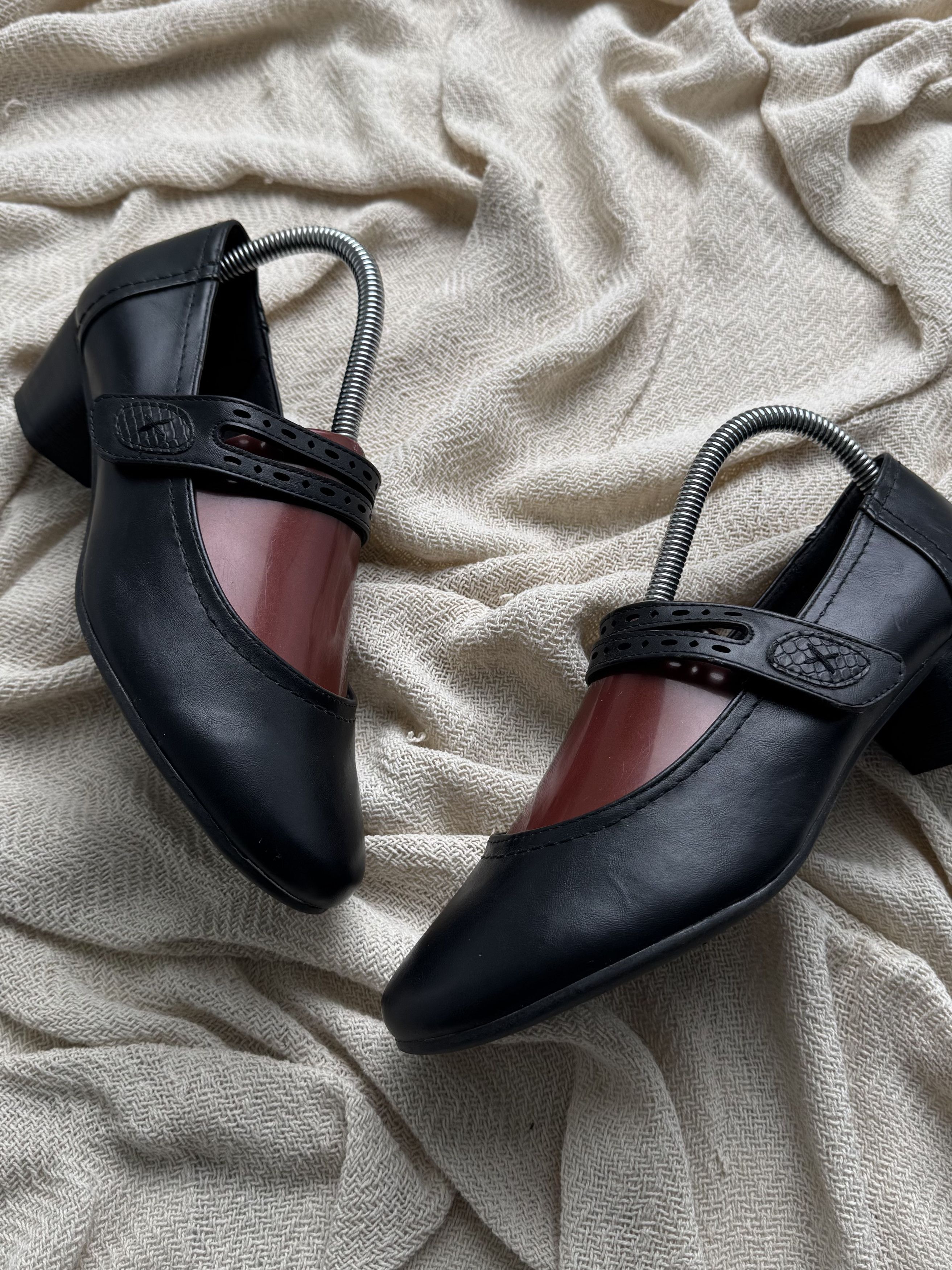 Vintage Vintage Leather Mary Jane Heels Block Heel Classic Shoes Size US 7.5 / IT 37.5 - 2 Thumbnail
