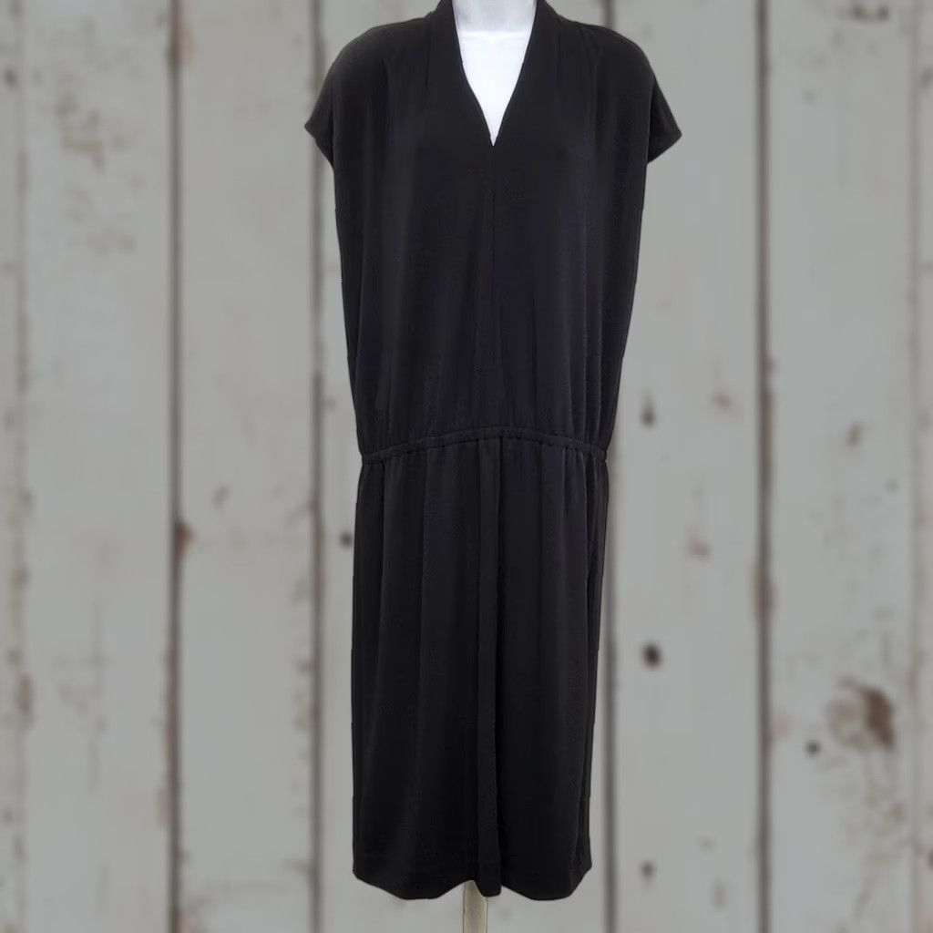 Talbots Talbots Petite Women’s Size Medium P Black Elastic Waist Short Sleeve Office Shirt Size 32" / US 10 / IT 46 - 1 Thumbnail