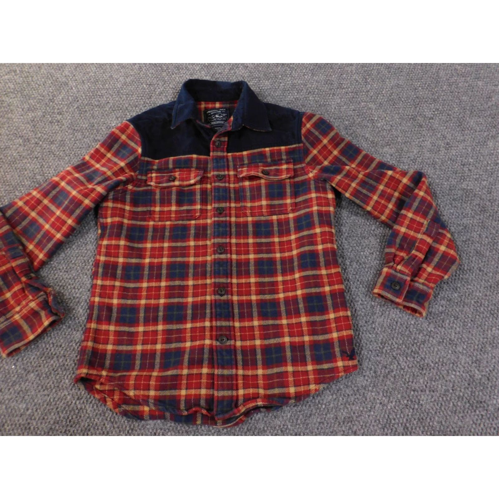 American Eagle Outfitters mens american eagle flannel shirt M red plaid long sleeve button-down collar up outdoor outdoor all seasons mens regular fit cotton heavy plaid Size US M / EU 48-50 / 2 - 3 Thumbnail