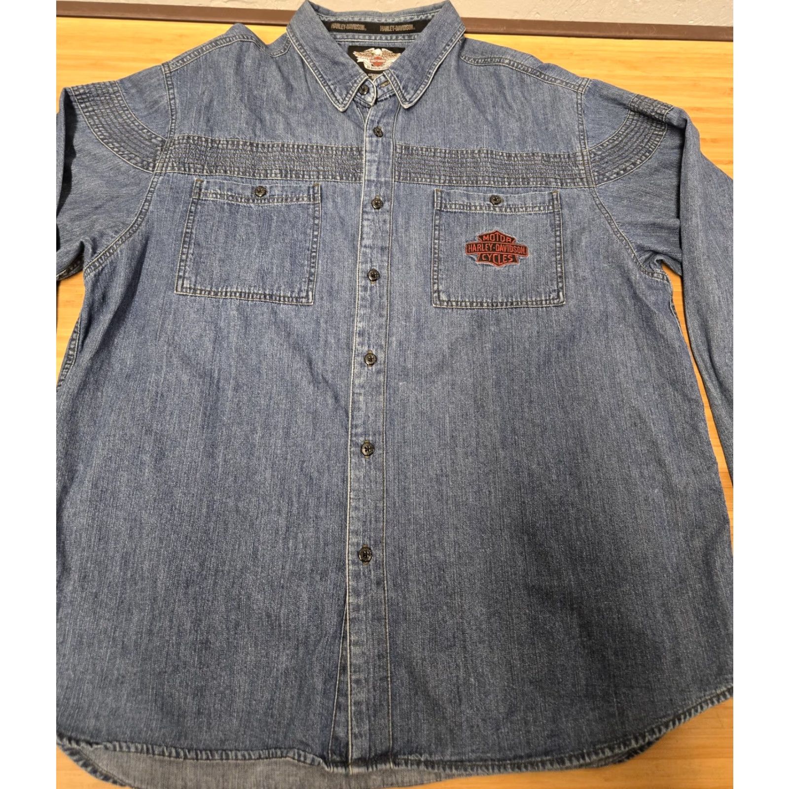 Harley Davidson VINTAGE Harley-Davidson Shirt Mens 2XL Blue Denim Button-Up Embroidered Biker Motorcycle Shirt Size US XXL / EU 58 / 5 - 3 Thumbnail