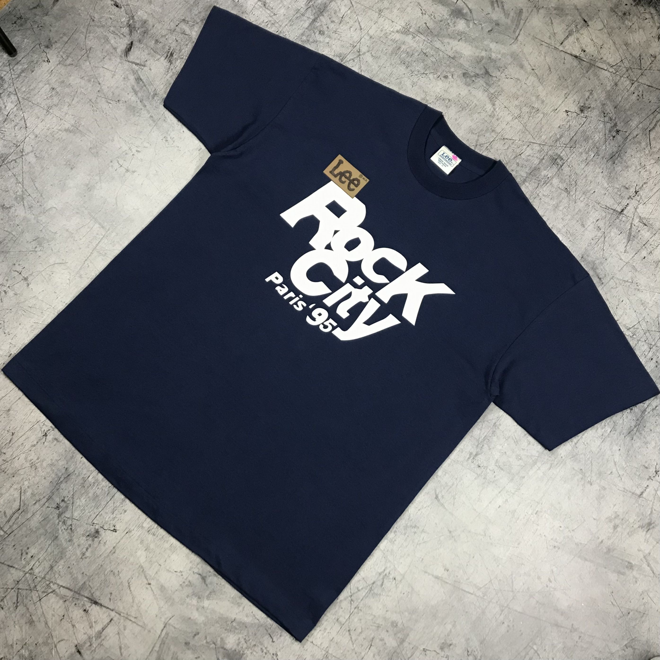 Mtv Vintage 1995 MTV Europe Music Awards Rock City Paris Lee Tee Size US XL / EU 56 / 4 - 6 Thumbnail