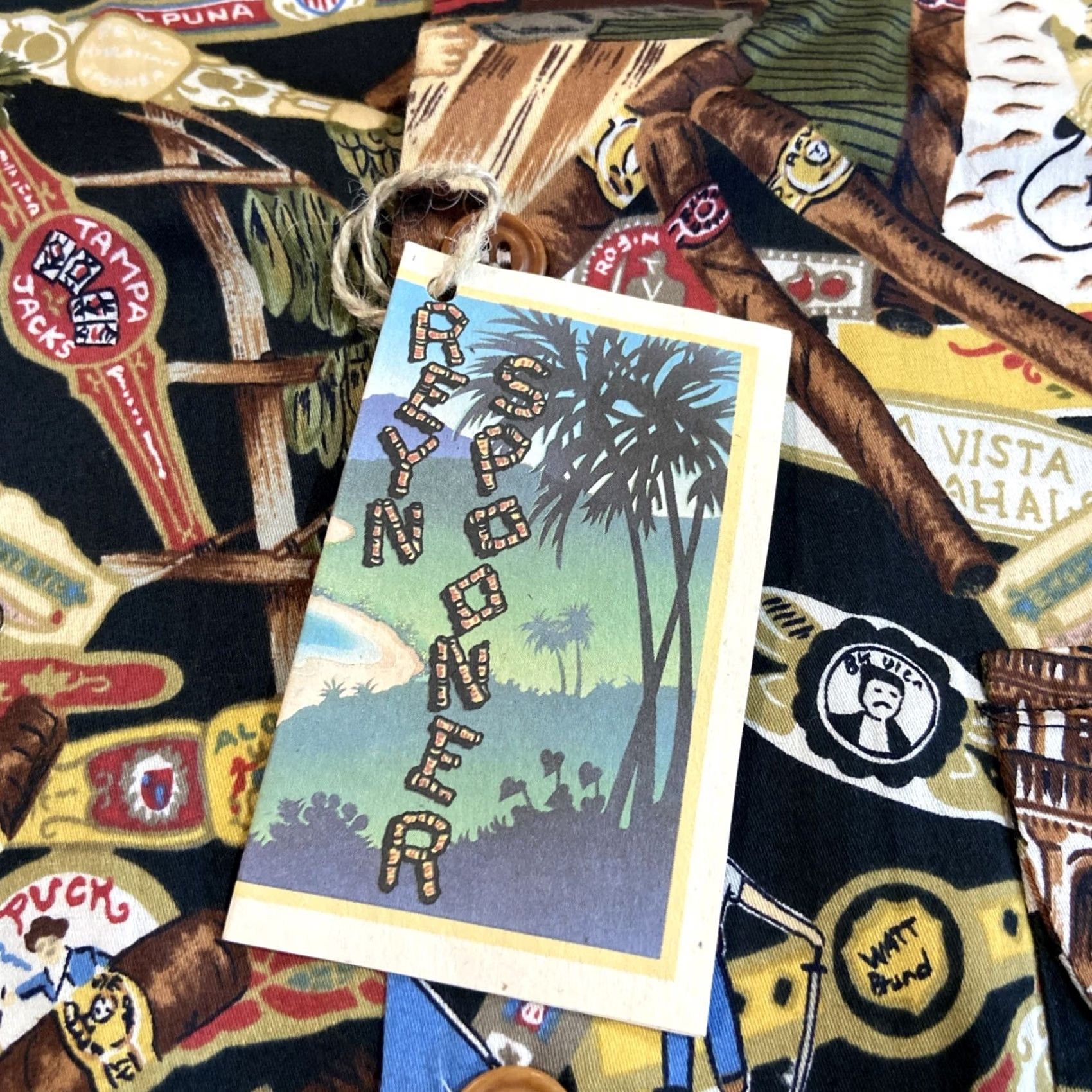 Reyn Spooner VINTAGE? NWT Reyn Spooner American Classics Hawaiian shirt all-over print L Blue Short Sleeve Button-Up Men Hawaii/Hawaiian Size US L / EU 52-54 / 3 - 3 Thumbnail
