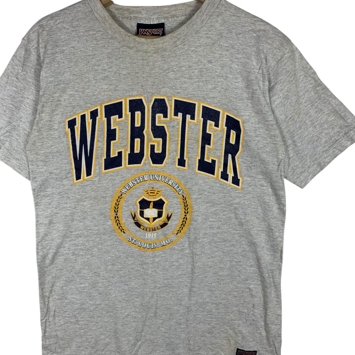 Jansport Vintage 90’ JANSPORT WEBSTER UNIVERSITY Crest Tee Shirt Top Size US S / EU 44-46 / 1 - 3 Thumbnail