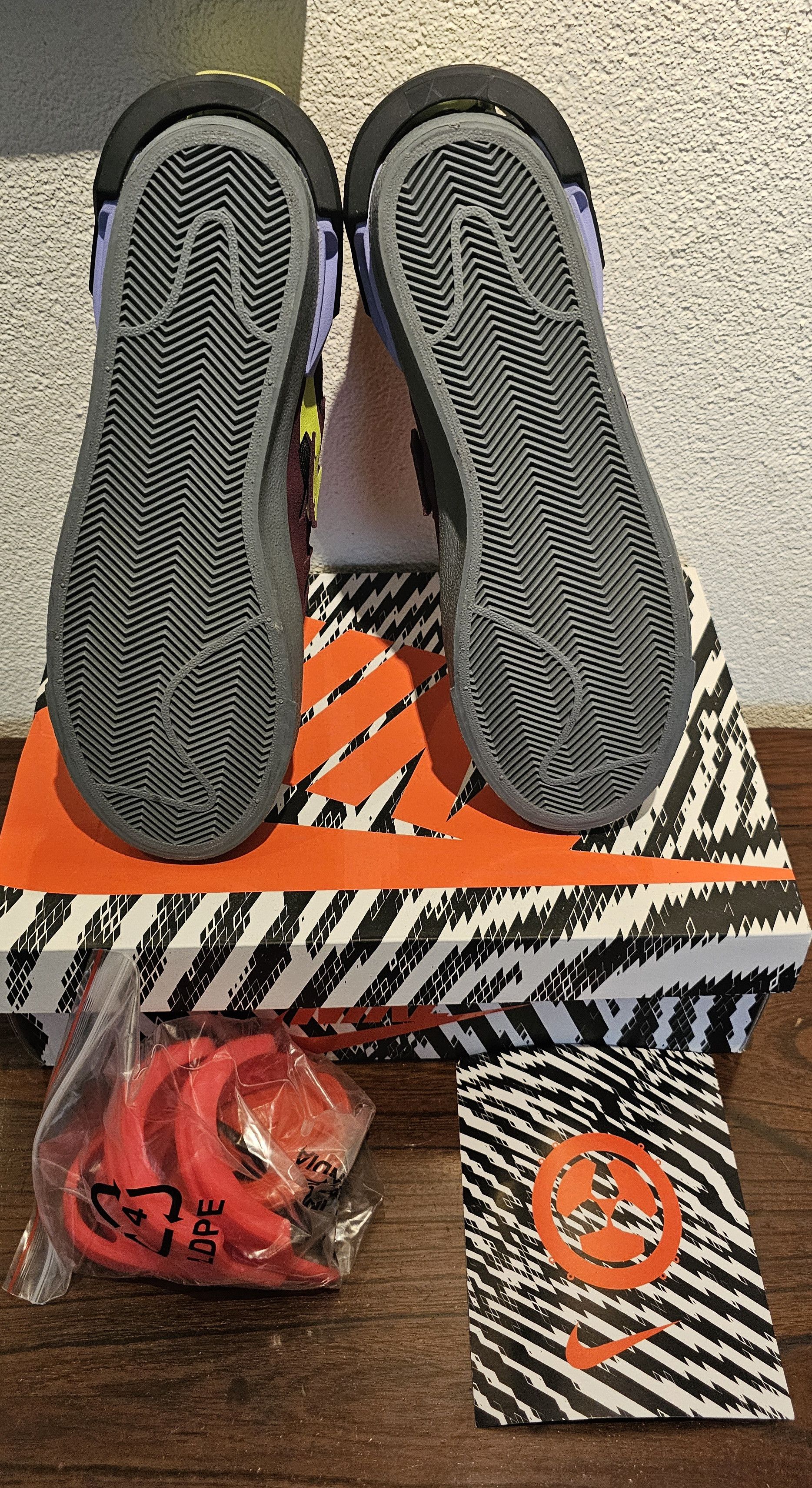 Acronym × Errolson Hugh × Nike Nike Blazer low Acronym maroon lemon NEW S9/42,5 Size US 9 / EU 42 - 8 Thumbnail