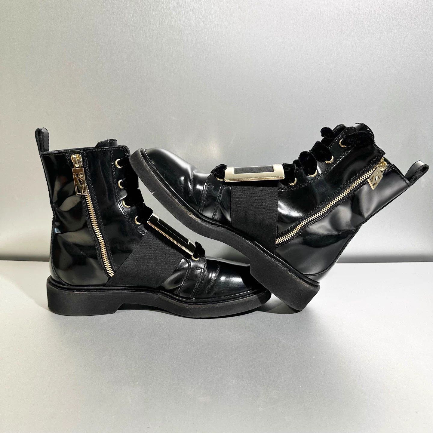 Roger Vivier RV Black Patent Leather Buckle Martin Boots 37 Size US 6 / IT 36 - 4 Thumbnail