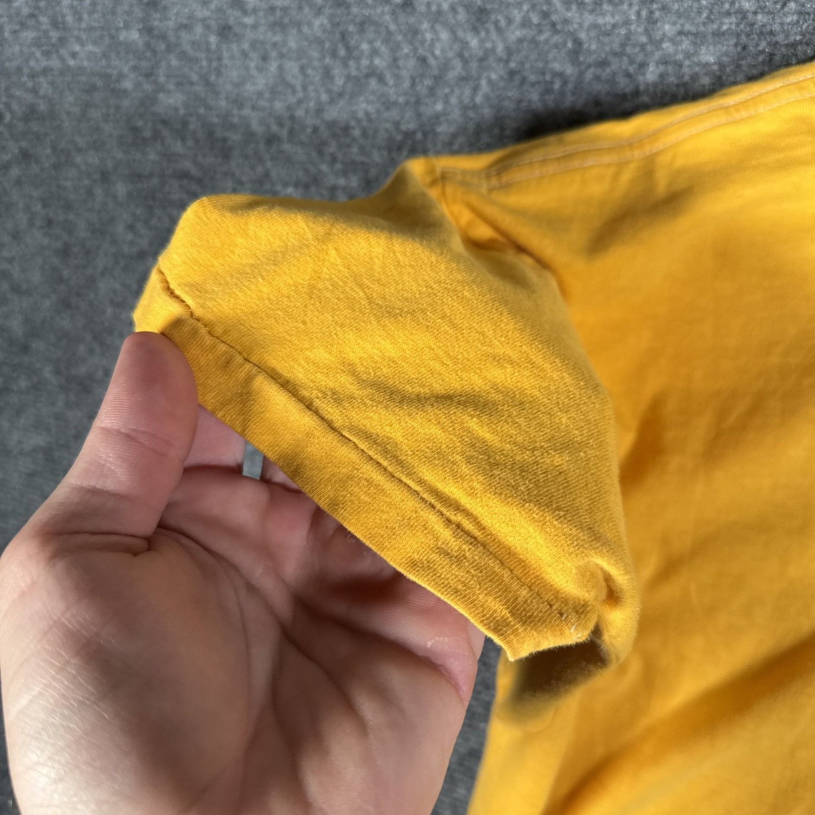 Aerosmith Vintage Aerosmith Shirt Large Yellow 1974 Get Your Wings Size US L / EU 52-54 / 3 - 11 Thumbnail