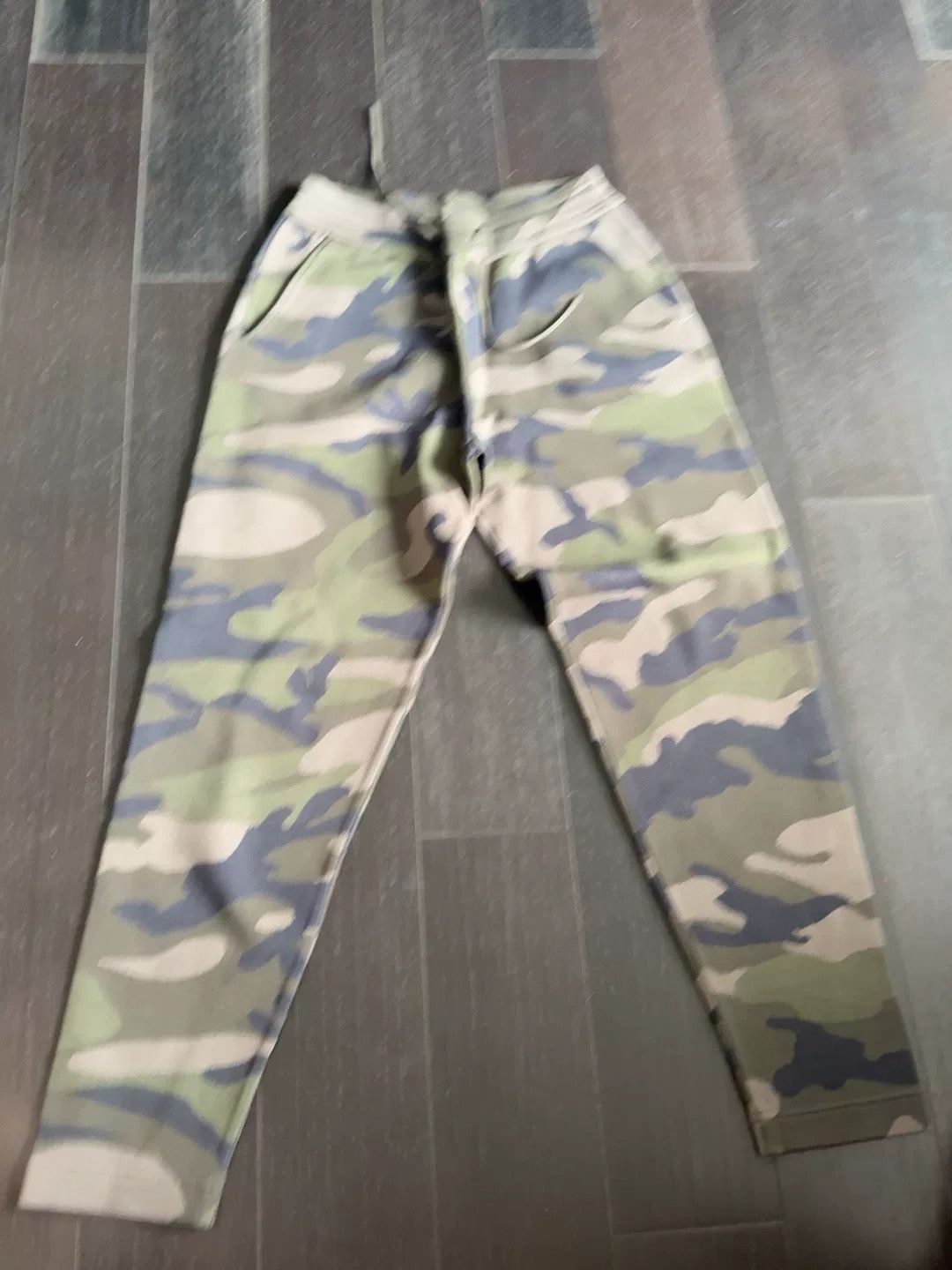 Valentino Valentino Camo Sweatpants Size M Size US 38 / EU 54 - 1 Thumbnail