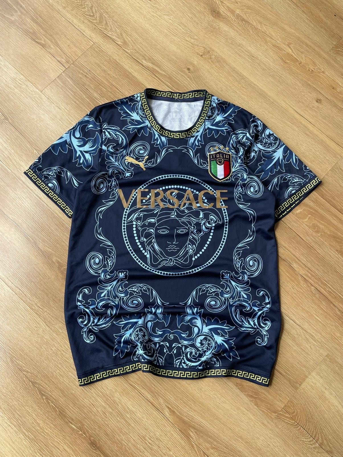 Puma × Versace ITALY X VERSACE CONCEPT DESIGN | Grailed