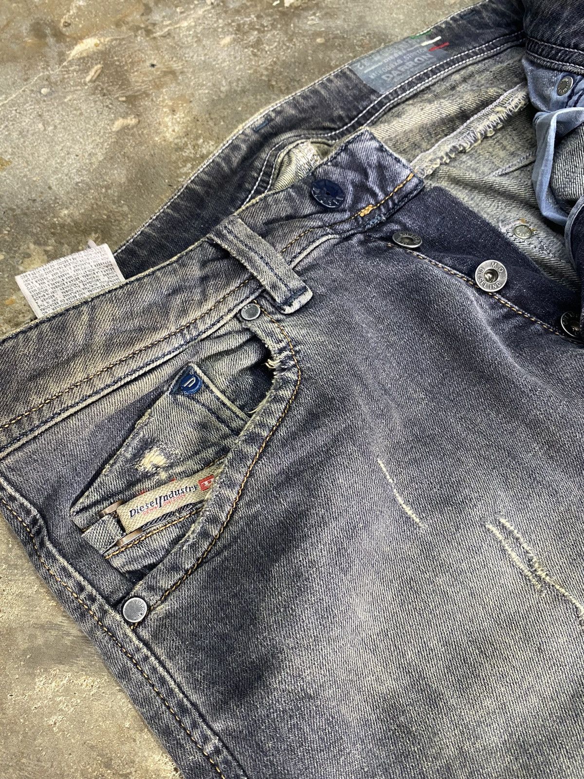 Diesel × Japanese Brand × Vintage Diesel industries blue jeans wash japanese brand Size US 30 / EU 46 - 10 Thumbnail