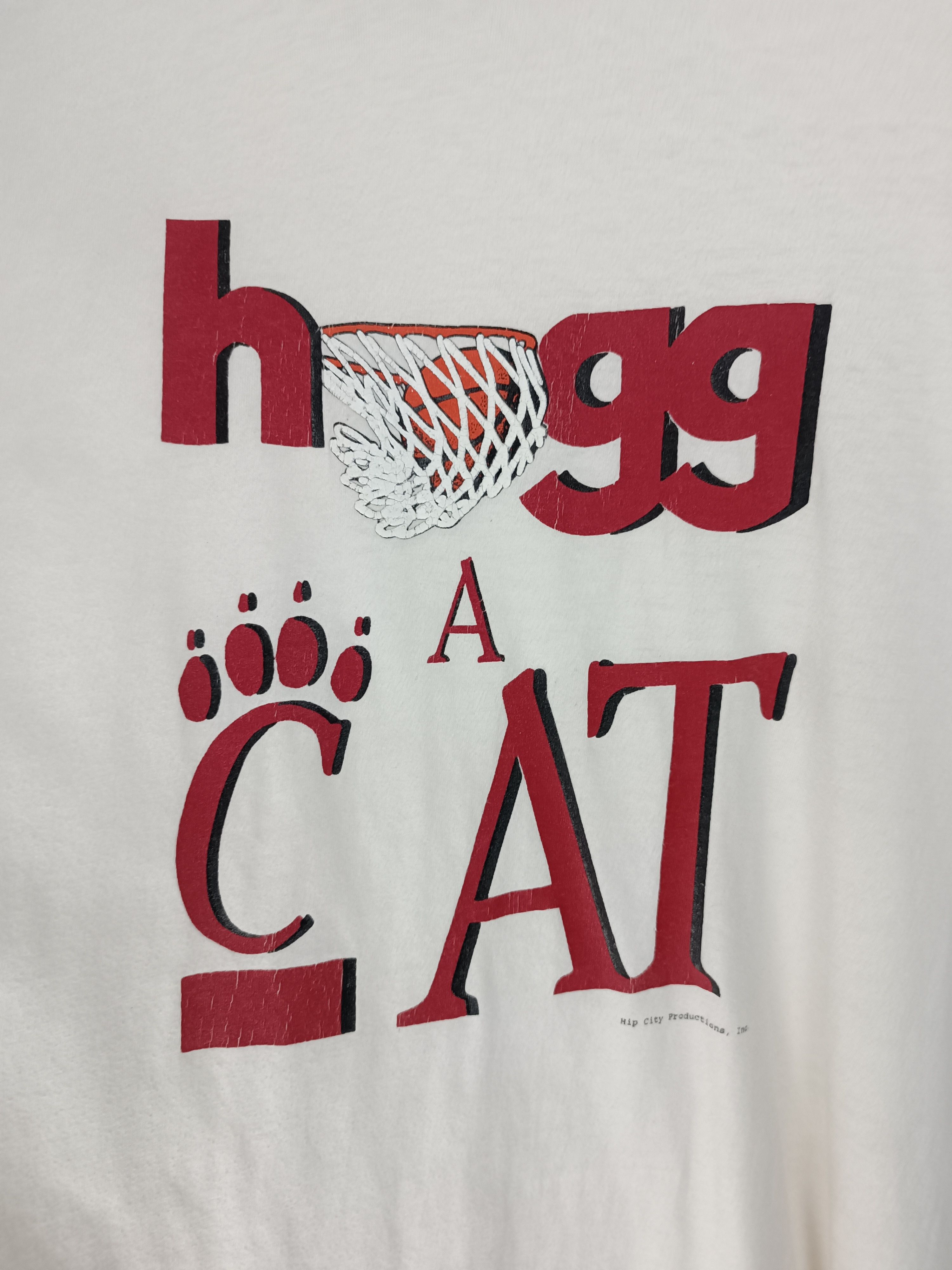 NBA VINTAGE 90'S HOGG A CAT CINCINNATI BEARCATS VERY RARE TEE Size US XL / EU 56 / 4 - 10 Thumbnail