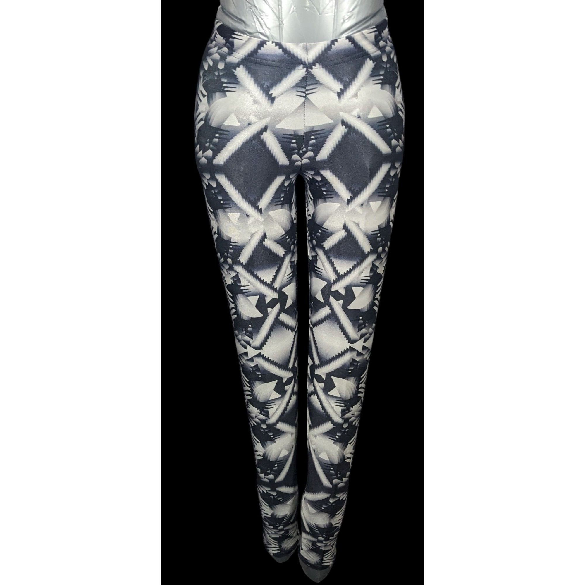 BlackMilk Black Milk Black And White Geometric Print Leggings Size XS Size 22" - 1 Thumbnail