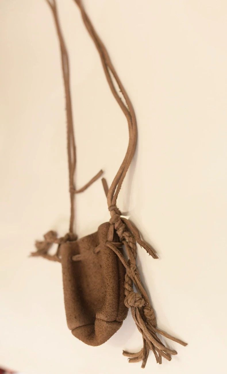 Number (N)ine Number (N)ineThe soloist Indian medicine bag 2503-Nextarrow Size ONE SIZE - 4 Thumbnail