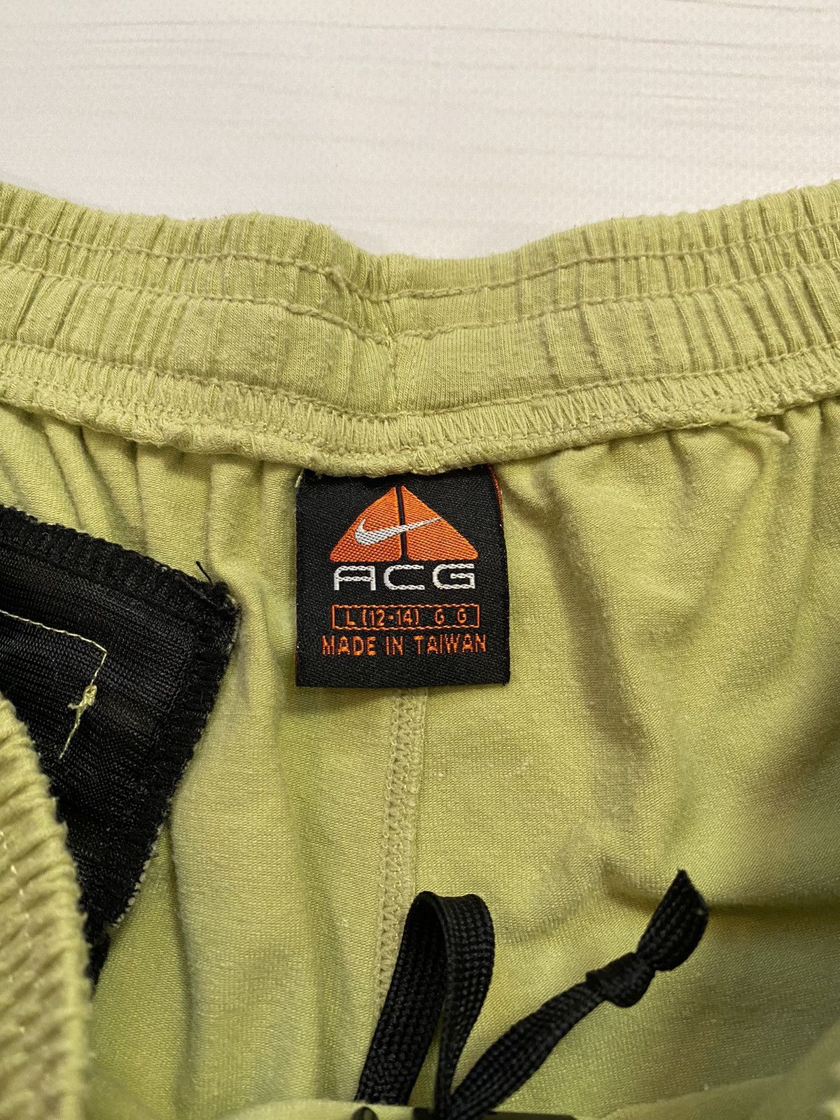 Nike ACG × Vintage Vintage 00’s Nike ACG y2k shorts Size US 34 / EU 50 - 3 Thumbnail