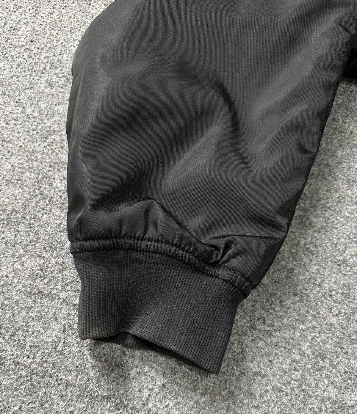 Prada Prada - 90s Vintage Zip-Up Nylon Bomber Jacket Hard to Find Size US M / EU 48-50 / 2 - 20 Thumbnail