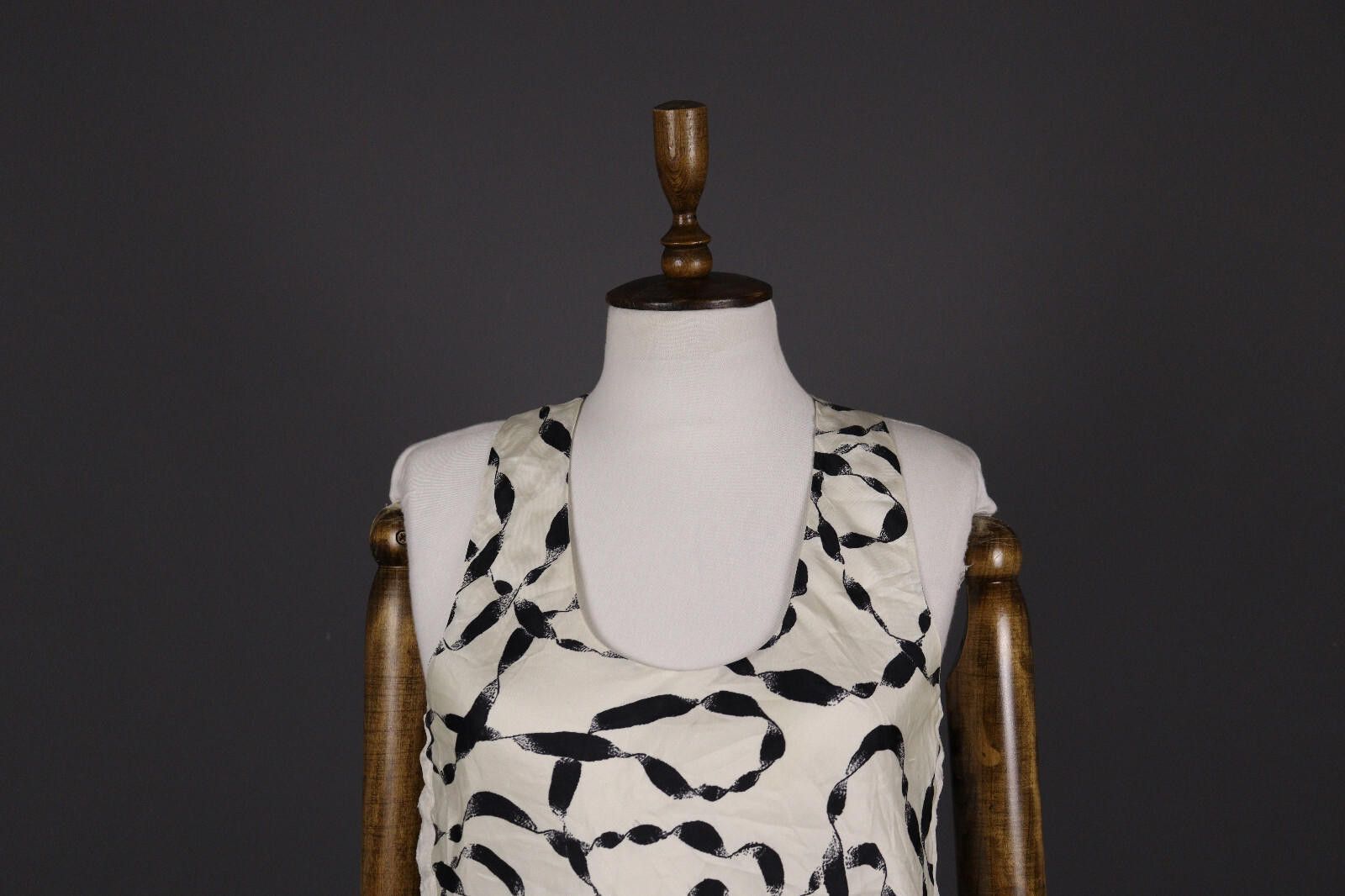 Helmut Lang Helmut Lang White Designed Printed Tank Top Shirt Size M Size M / US 6-8 / IT 42-44 - 2 Thumbnail